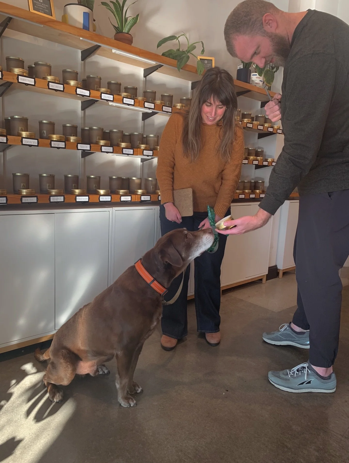 We believe there is nothing more important than building memories that last a lifetime and there is no better way to hold onto them than through the power of scent! 
&bull;
This experience was especially meaningful as this sweet couple created custom