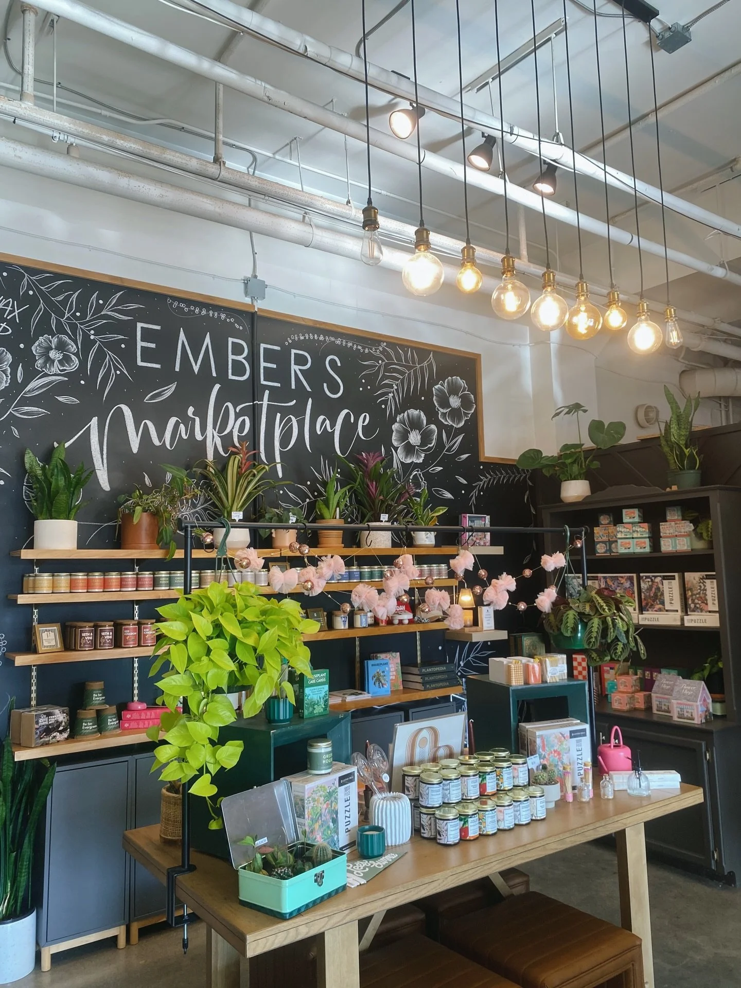 Candles, plants, puzzles, and so much more! 
Do you love all those things like us? Come shop our marketplace for retail you will just love ❤️
#candlebar #marketplace #retail