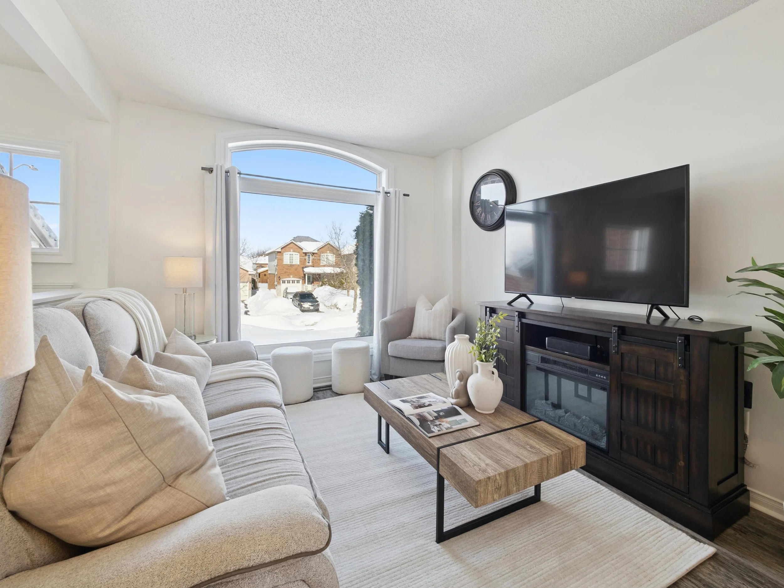 07-19 leslie Ave Barrie 007.jpg