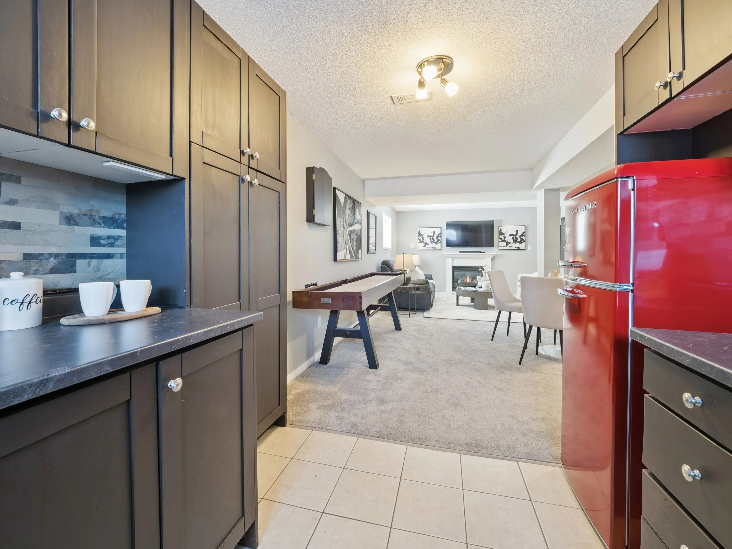 36-19 leslie Ave Barrie 036.jpg