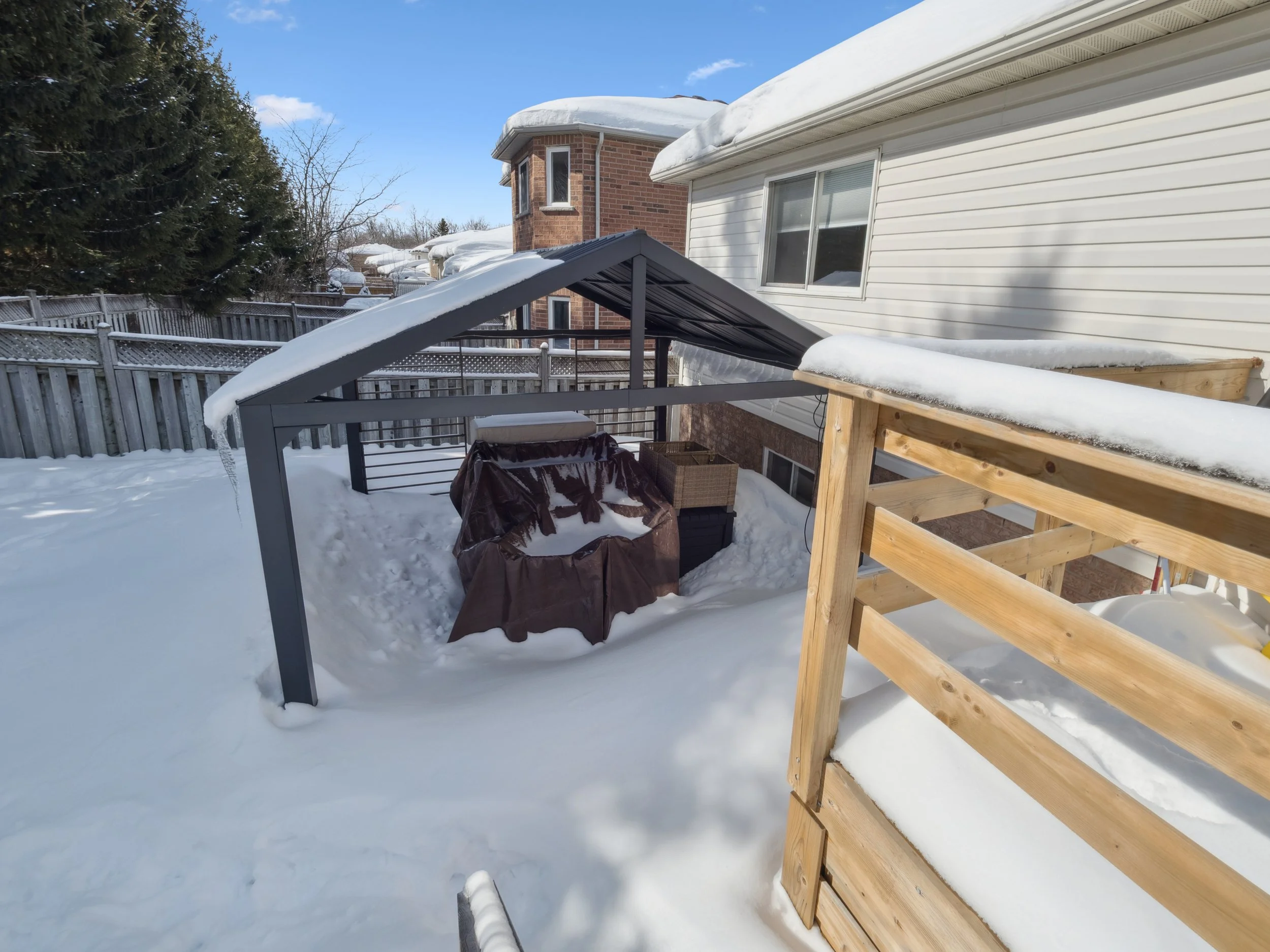 50-19 leslie Ave Barrie 050.jpg