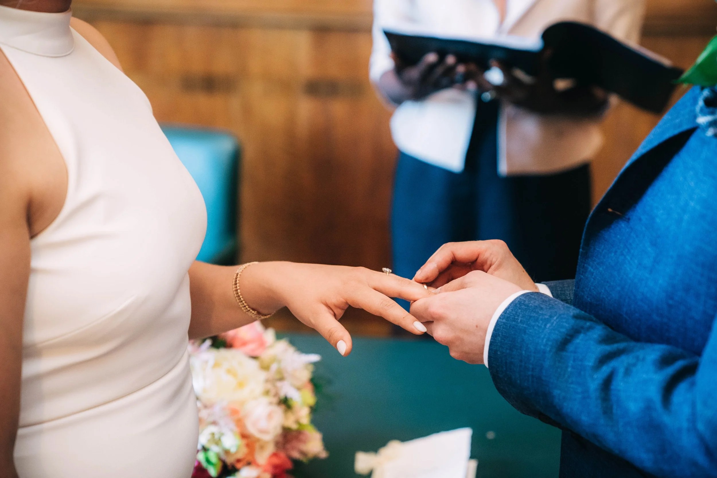 0090_Irem&Rob_Hackney Town Hall_Hackney Coffee Company_16.7.22_DSC07684.JPG