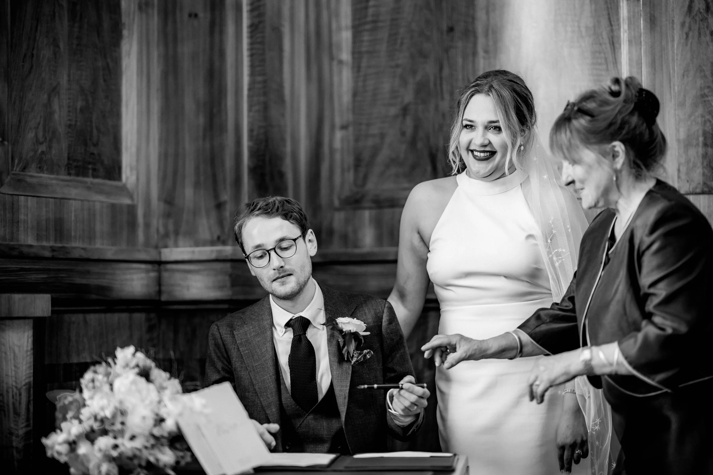 0107_Irem&Rob_Hackney Town Hall_Hackney Coffee Company_16.7.22_DSC03082.JPG