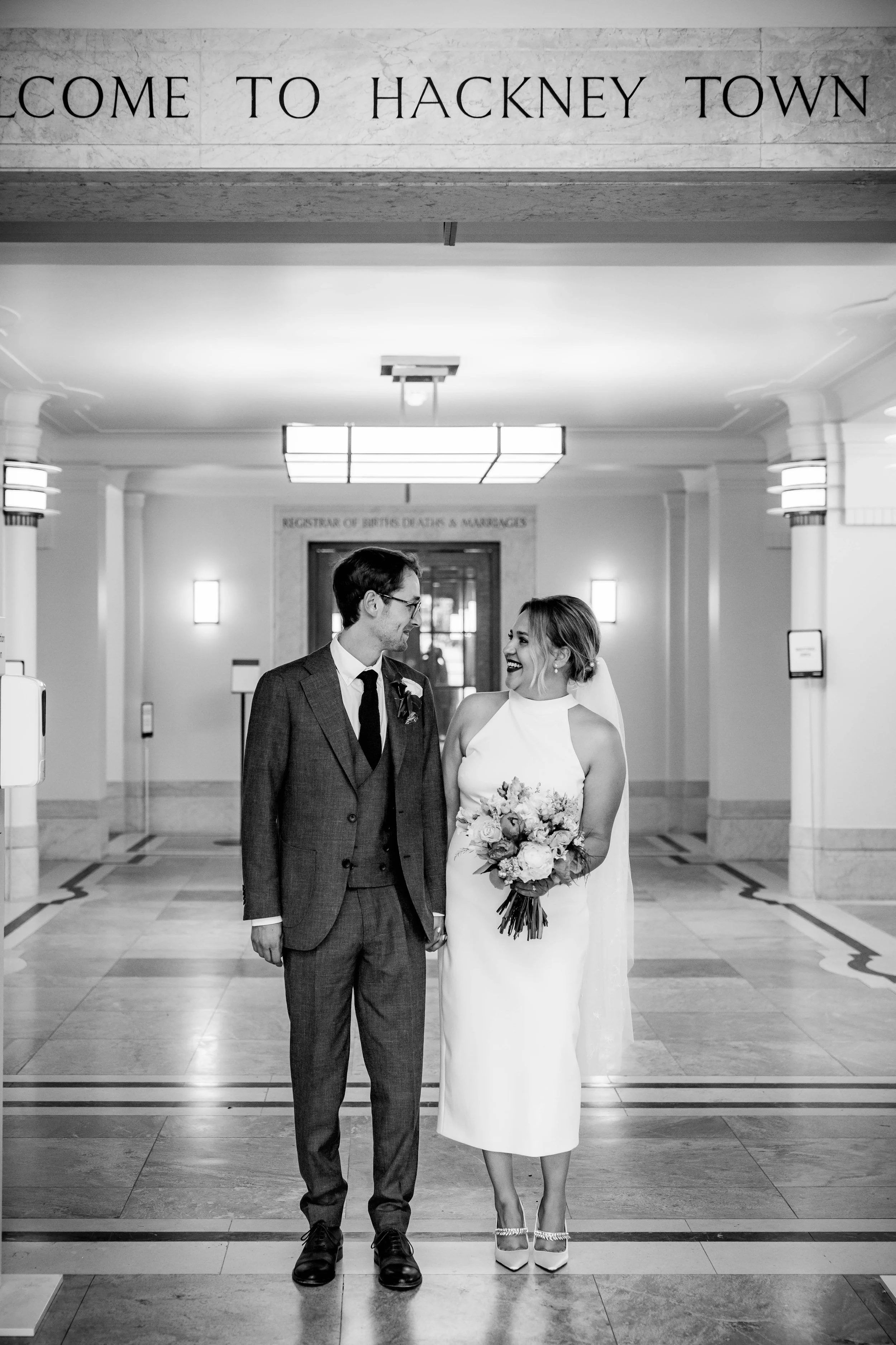 0118_Irem&Rob_Hackney Town Hall_Hackney Coffee Company_16.7.22_DSC07886.JPG