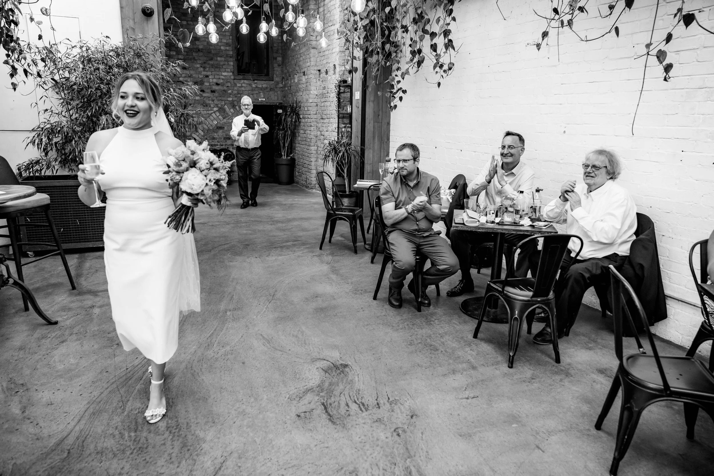 0160_Irem&Rob_Hackney Town Hall_Hackney Coffee Company_16.7.22_DSC08651.JPG