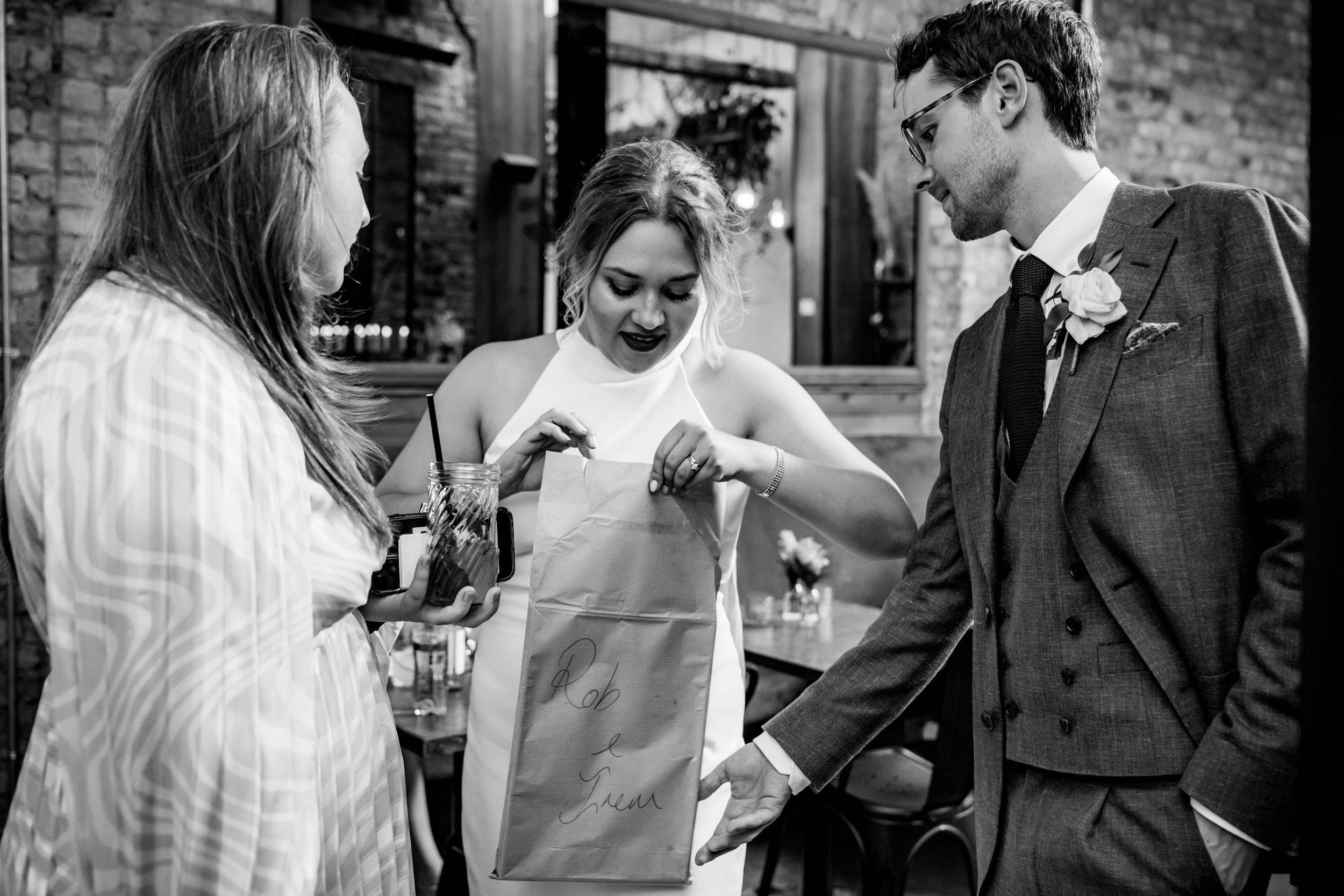 0208_Irem&Rob_Hackney Town Hall_Hackney Coffee Company_16.7.22_DSC09163.JPG