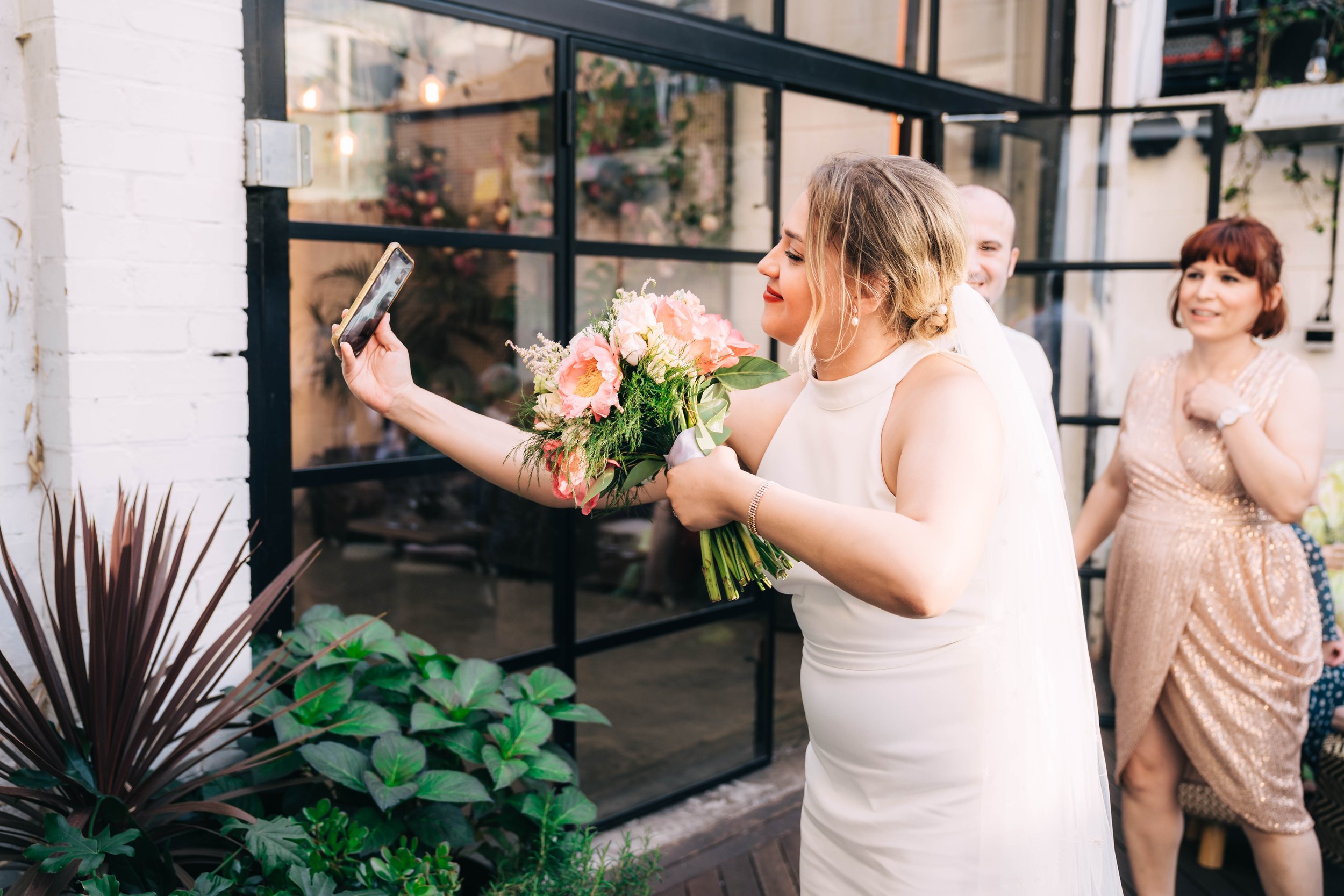 0214_Irem&Rob_Hackney Town Hall_Hackney Coffee Company_16.7.22_DSC09203.JPG