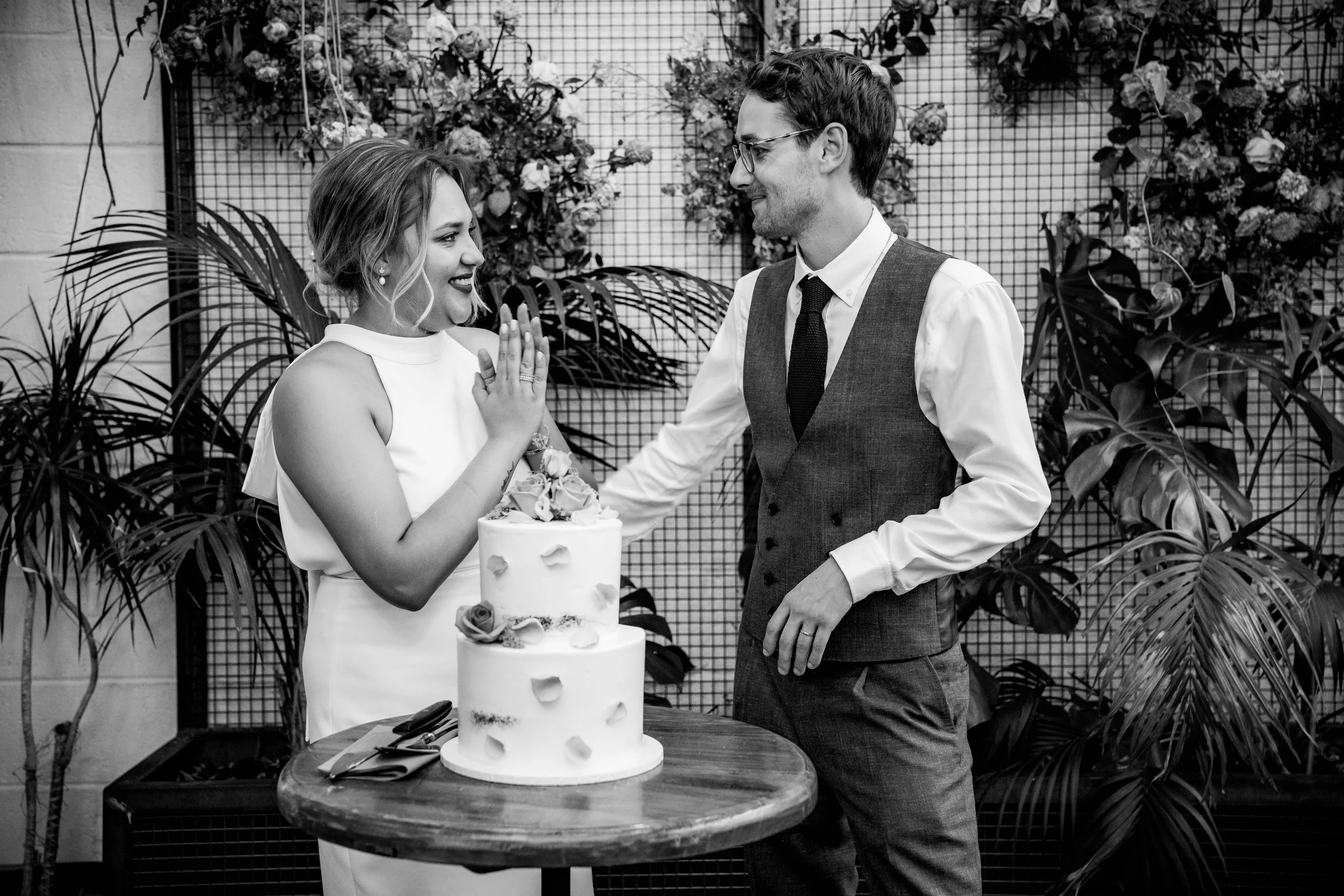 0243_Irem&Rob_Hackney Town Hall_Hackney Coffee Company_16.7.22_DSC09763.JPG