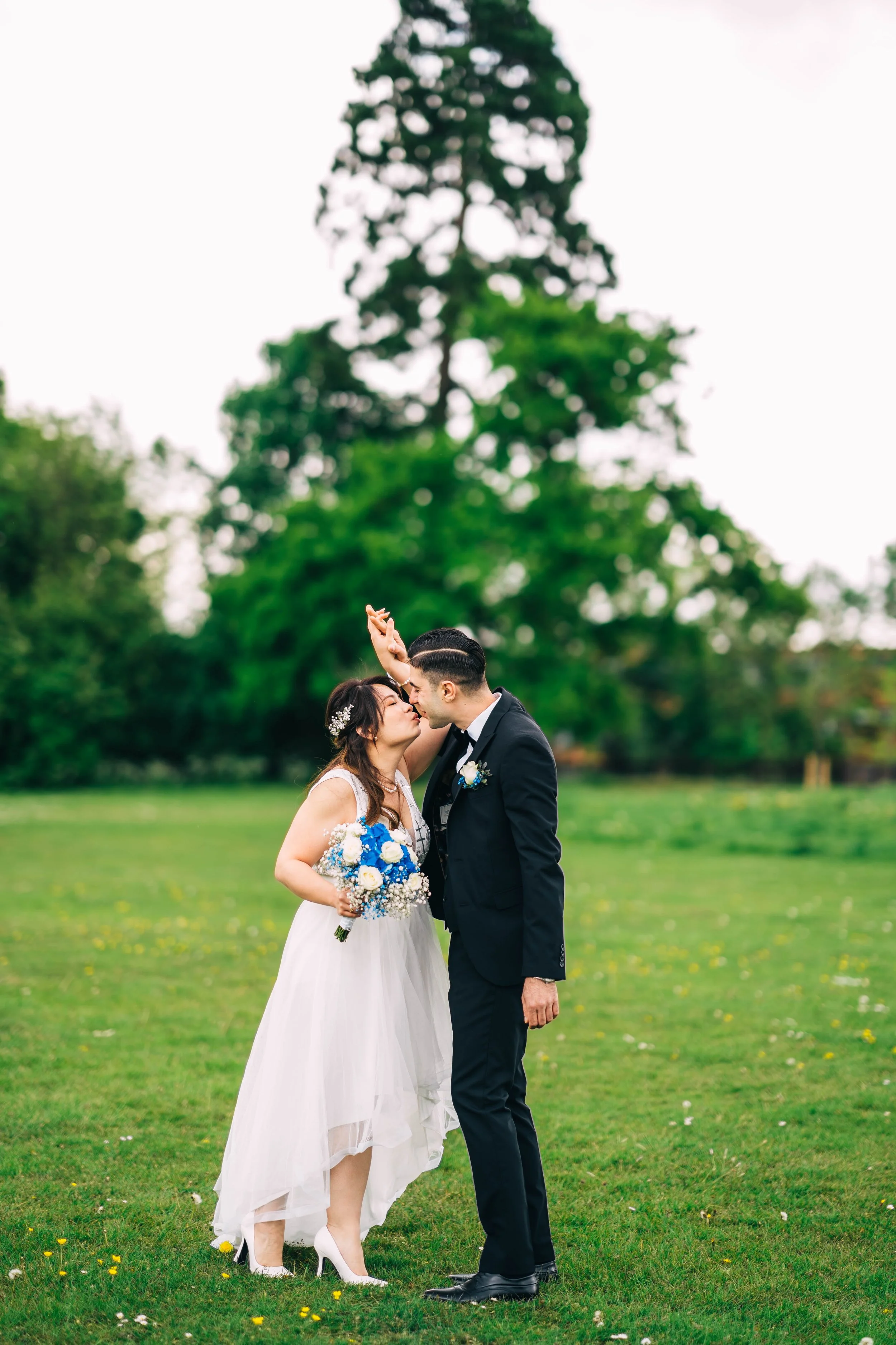 0004_Eva&Adrian_Merton Register Office_Luanda Grill_DSC01064.JPG