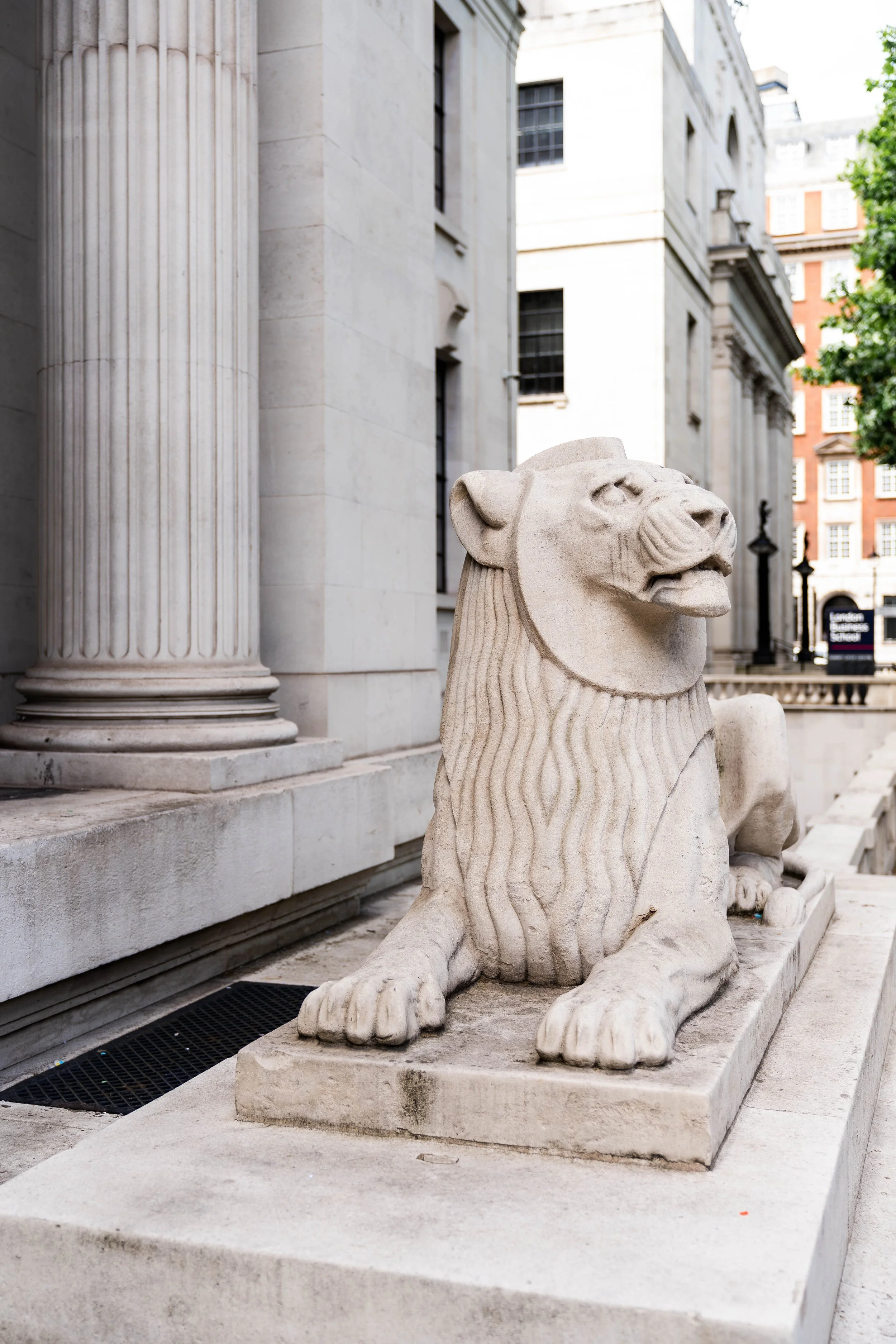 0003_Oliver&Katia_The Old Marylebone Town Hall_DSC03425.JPG