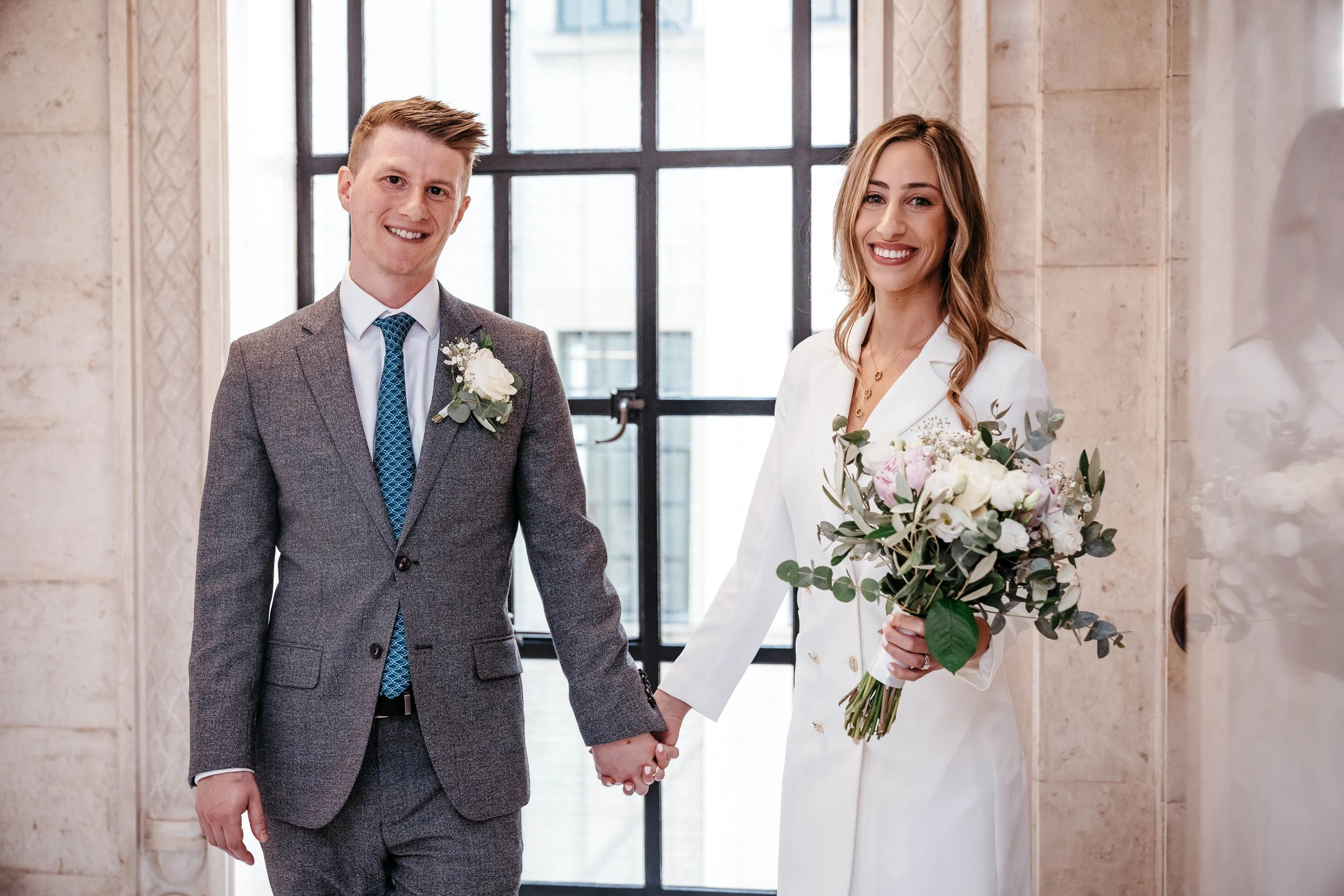 0102_Oliver&Katia_The Old Marylebone Town Hall_DSC04046.JPG
