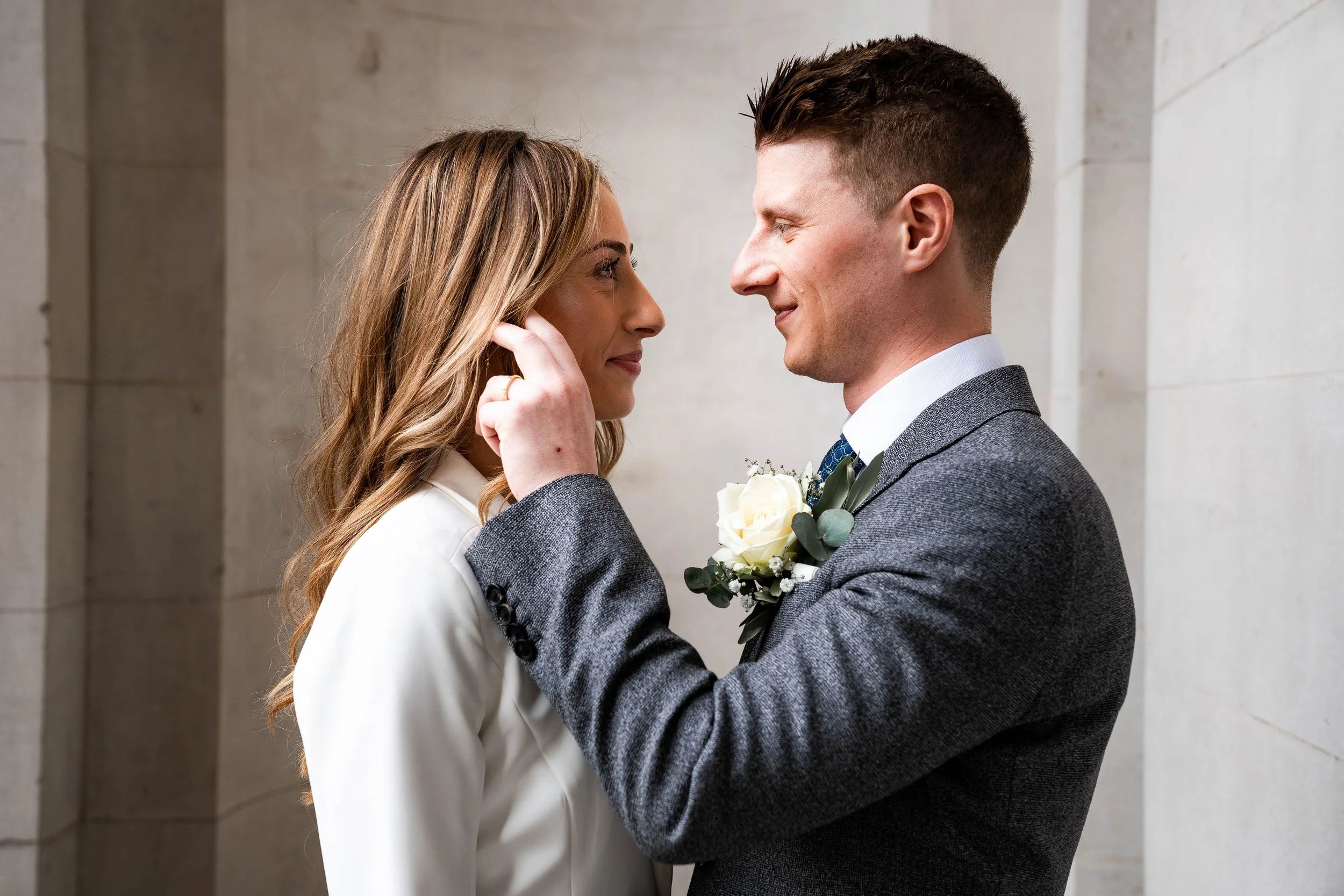 0132_Oliver&Katia_The Old Marylebone Town Hall_DSC04251.JPG