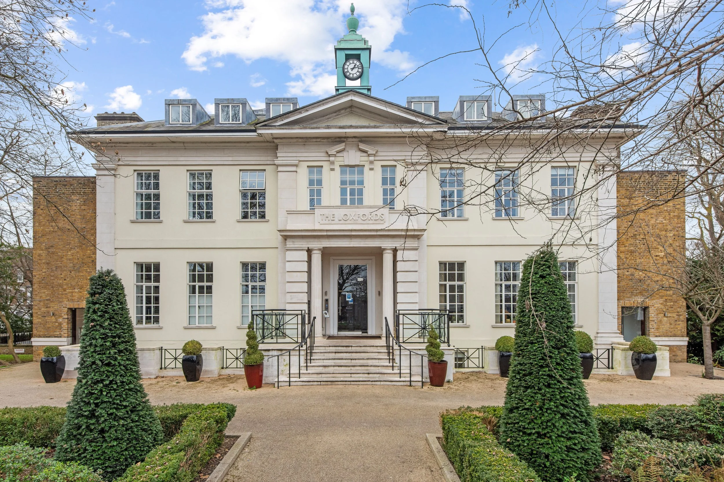 271_property photos_002.JPG