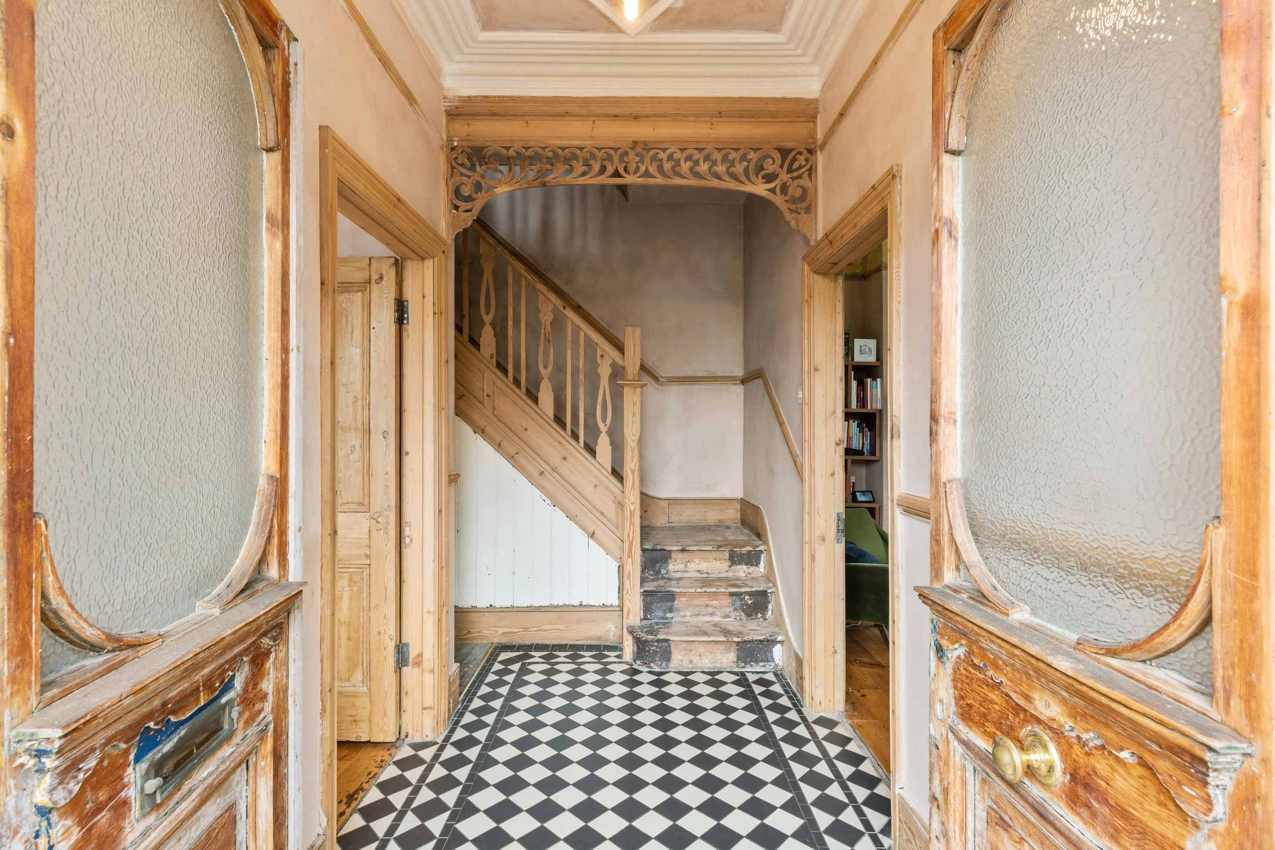 303_property photos_004.JPG