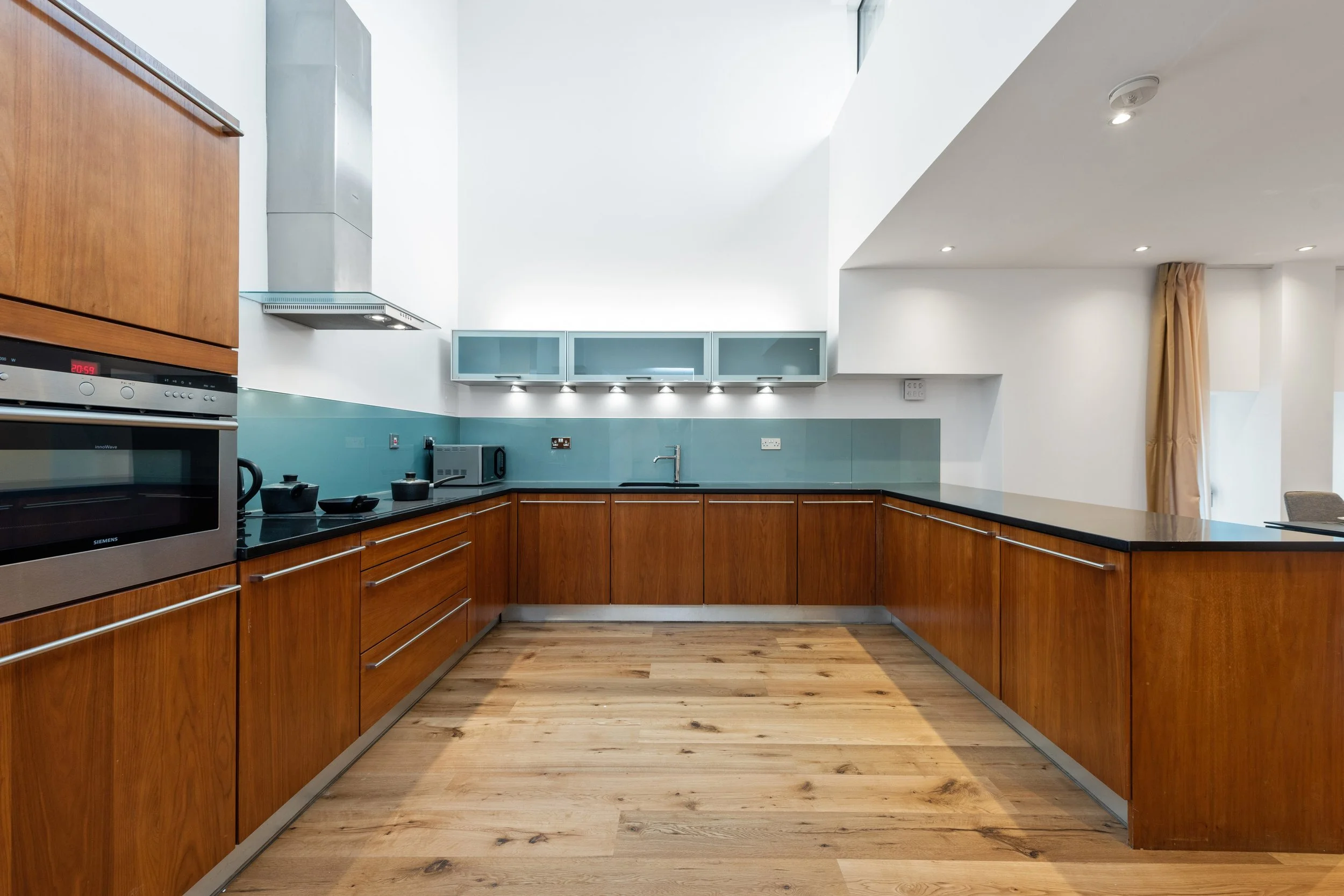 028_property photos_003.JPG