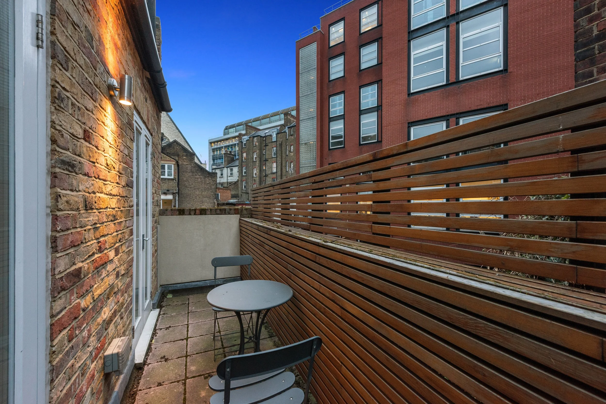 093_property photos_001.JPG