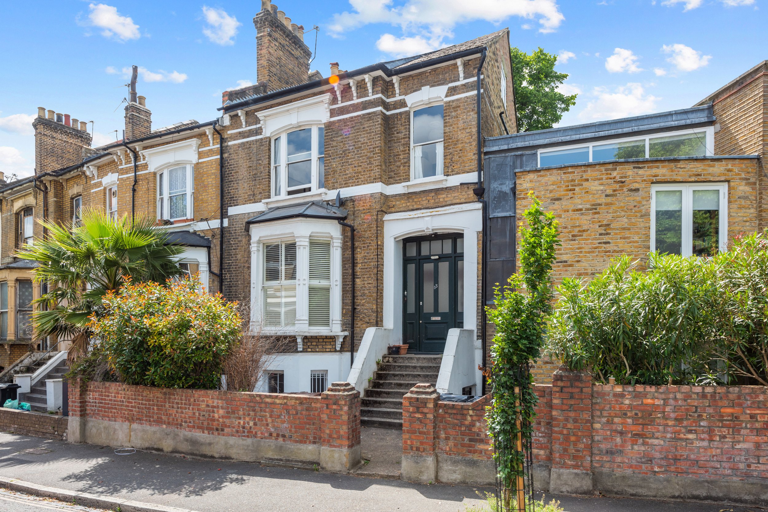 200_property photos_001.JPG