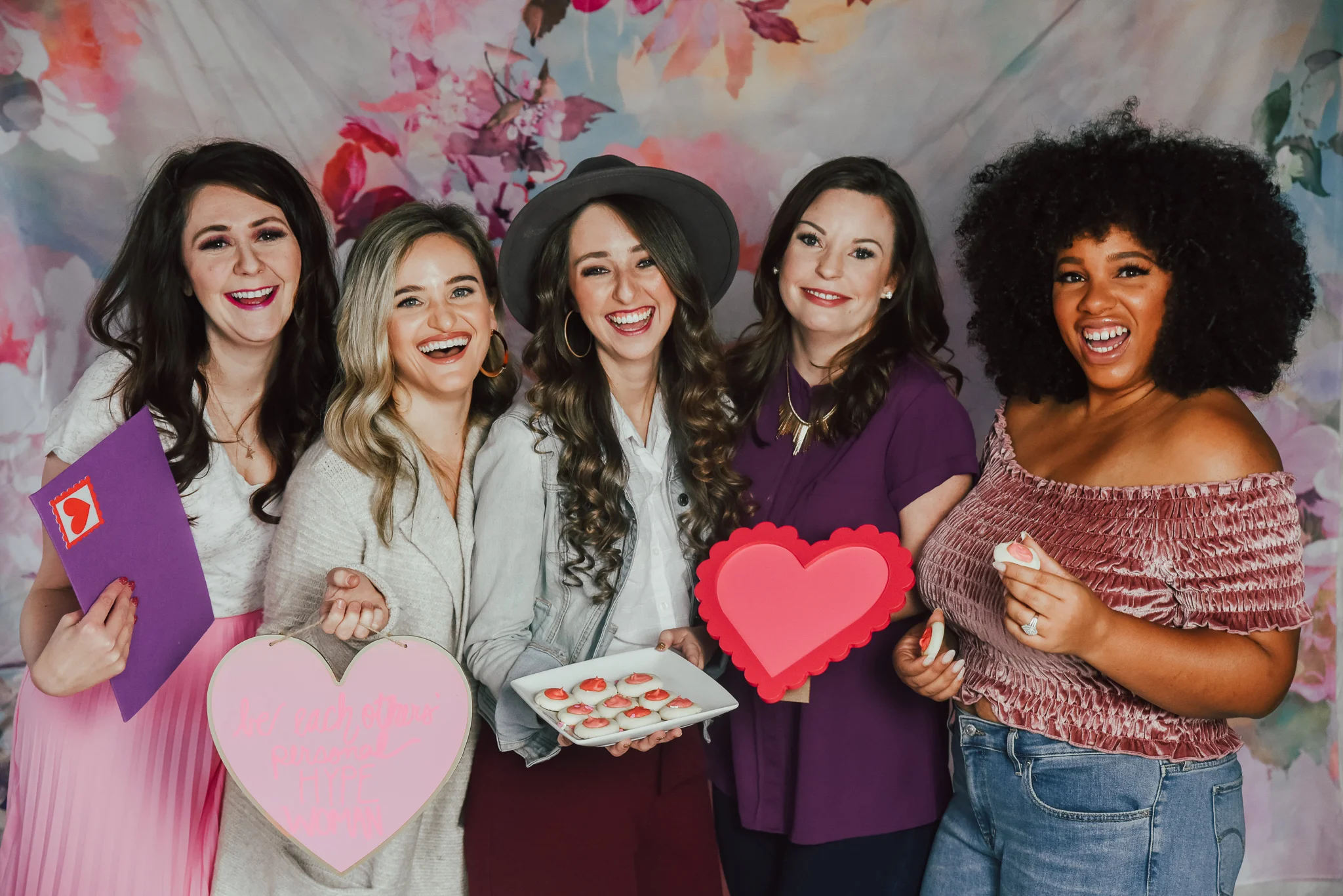 5-IDEAS-FOR-HOSTING-THE-ULTIMATE-GALENTINE'S-DAY-PARTY-2.jpg