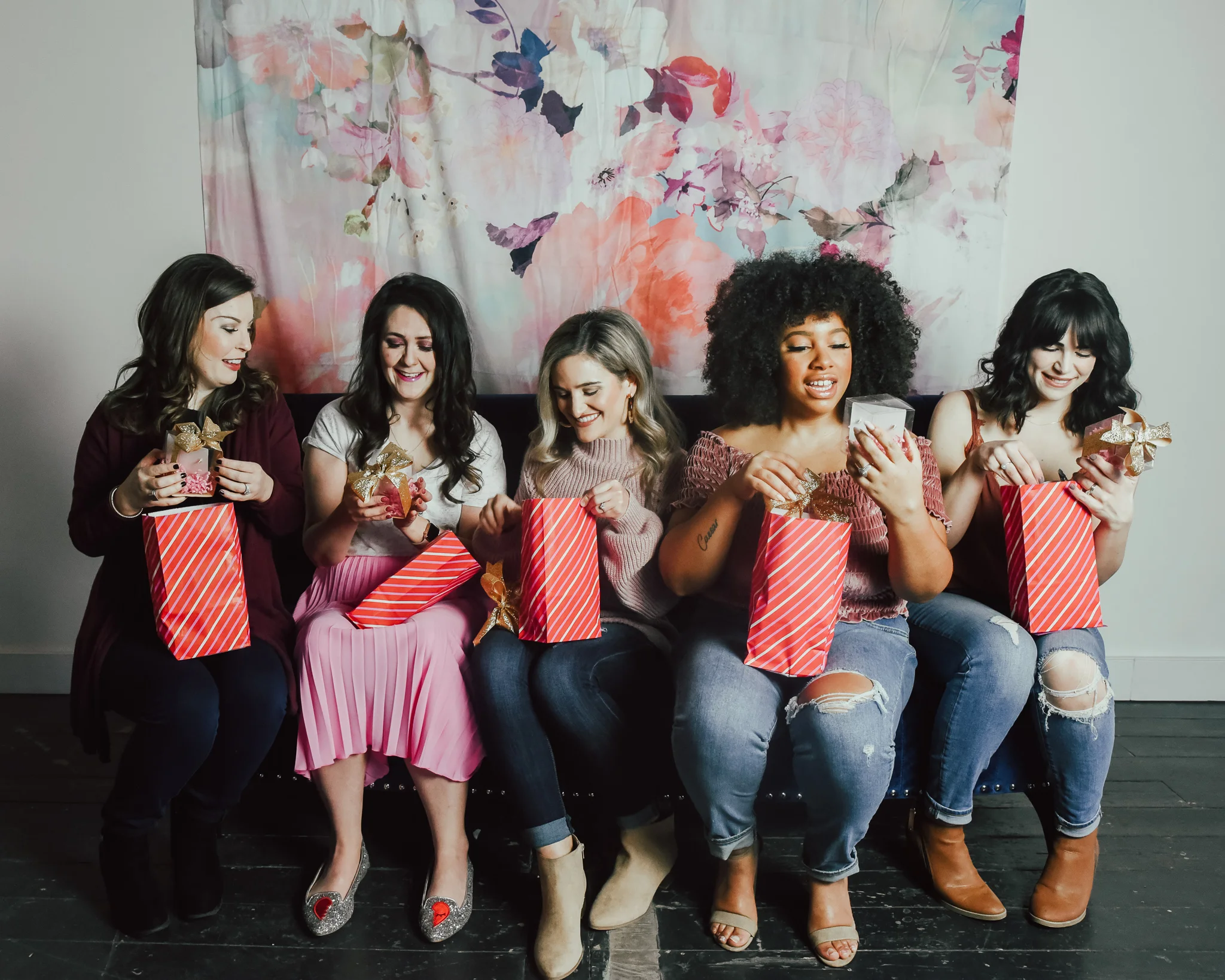 5-IDEAS-FOR-HOSTING-THE-ULTIMATE-GALENTINE'S-DAY-PARTY-4.jpg