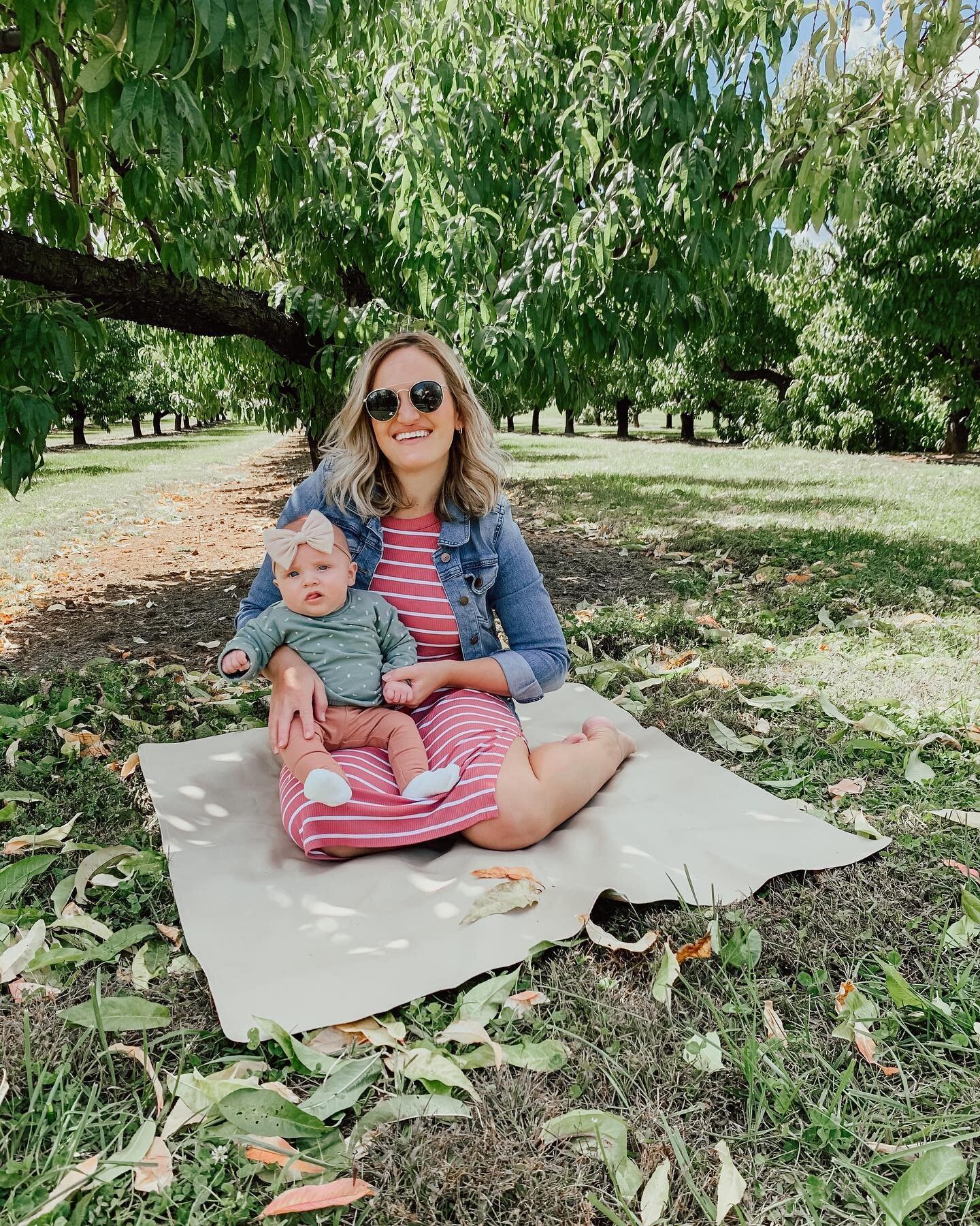 Hello October!🍁

Starting off my favorite month in the best way: taking Emerson to her very first apple orchard🍎. I can&rsquo;t wait to make this a fun tradition we do every year as our family grows, and be able to look back at all the memories we 