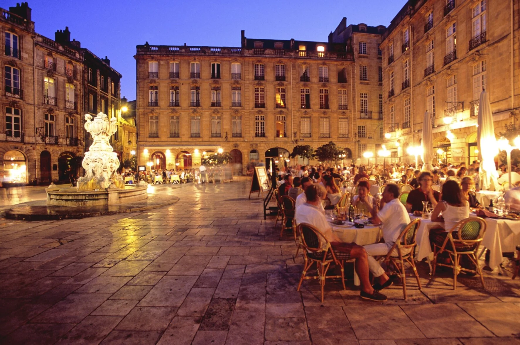 Five Reasons To Visit Bordeaux The Bordeaux Concierge five-reasons-to-visit-bordeaux-the-bordeaux-concierge