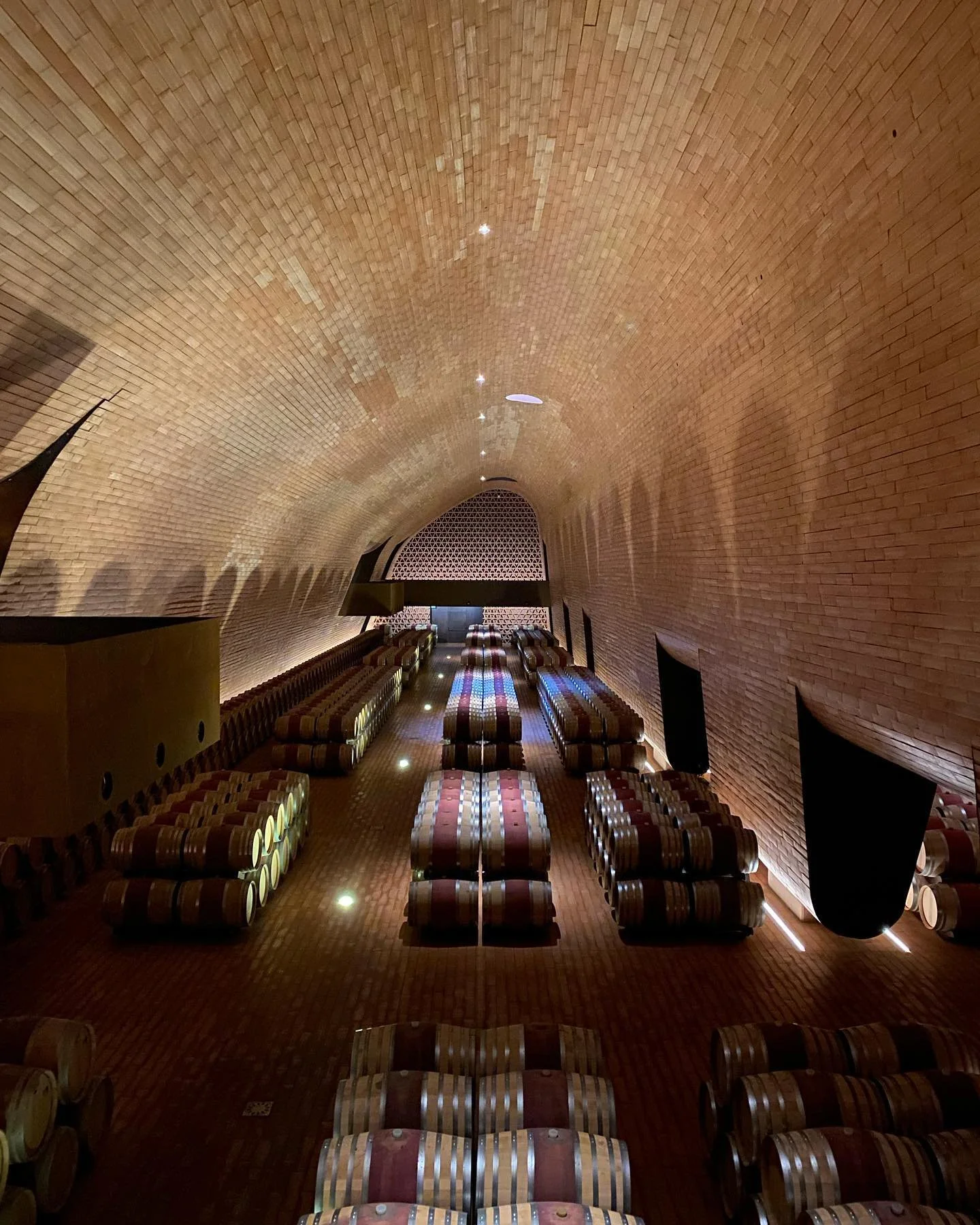 Thank you to the team at @marchesiantinori for a wonderful visit and lunch #antinori #tuscany #chianti #chianticlassico #winelover #winetravel #winedestinations