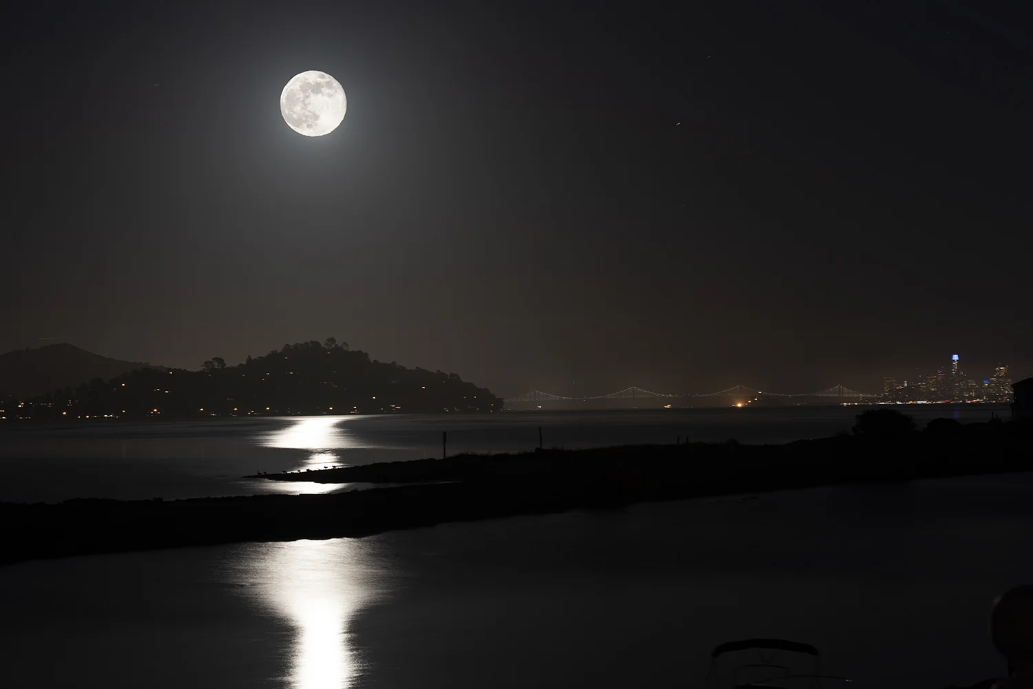 Full moonrise over San Francisco Bey
