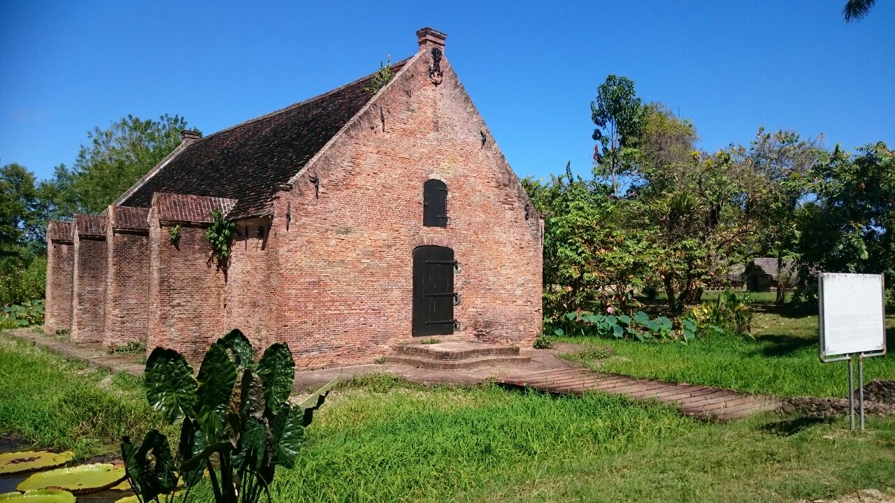 Open Air Museum Nieuw Amsterdam (Suriname).jpeg