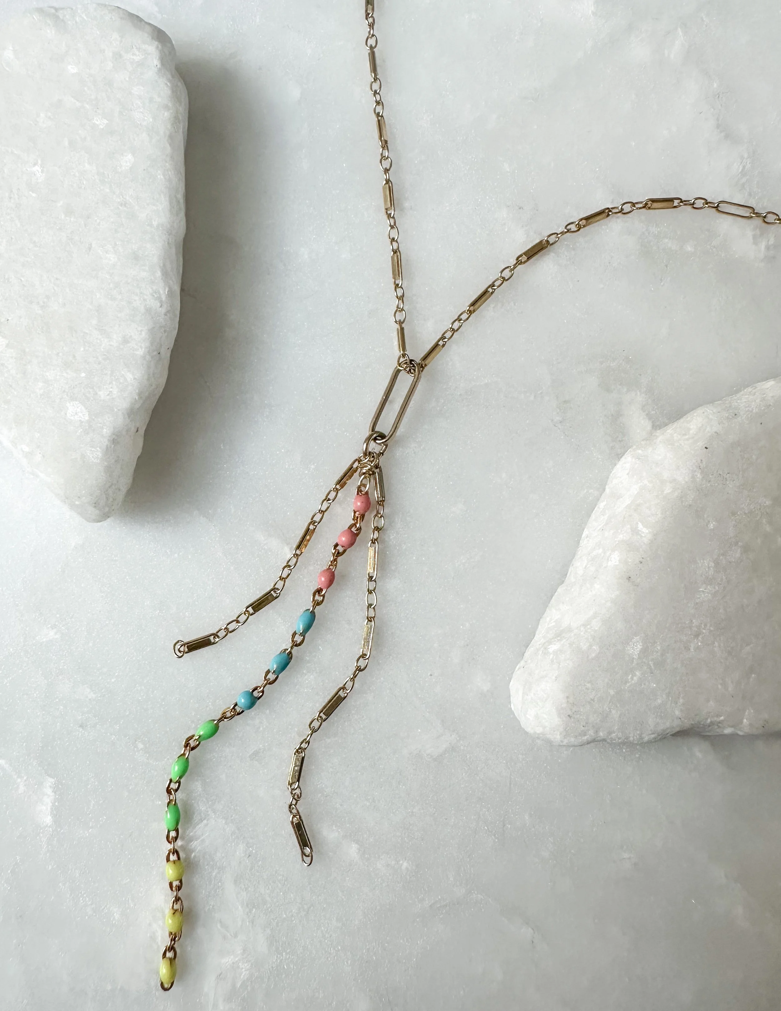 Enamel fringe chain necklace