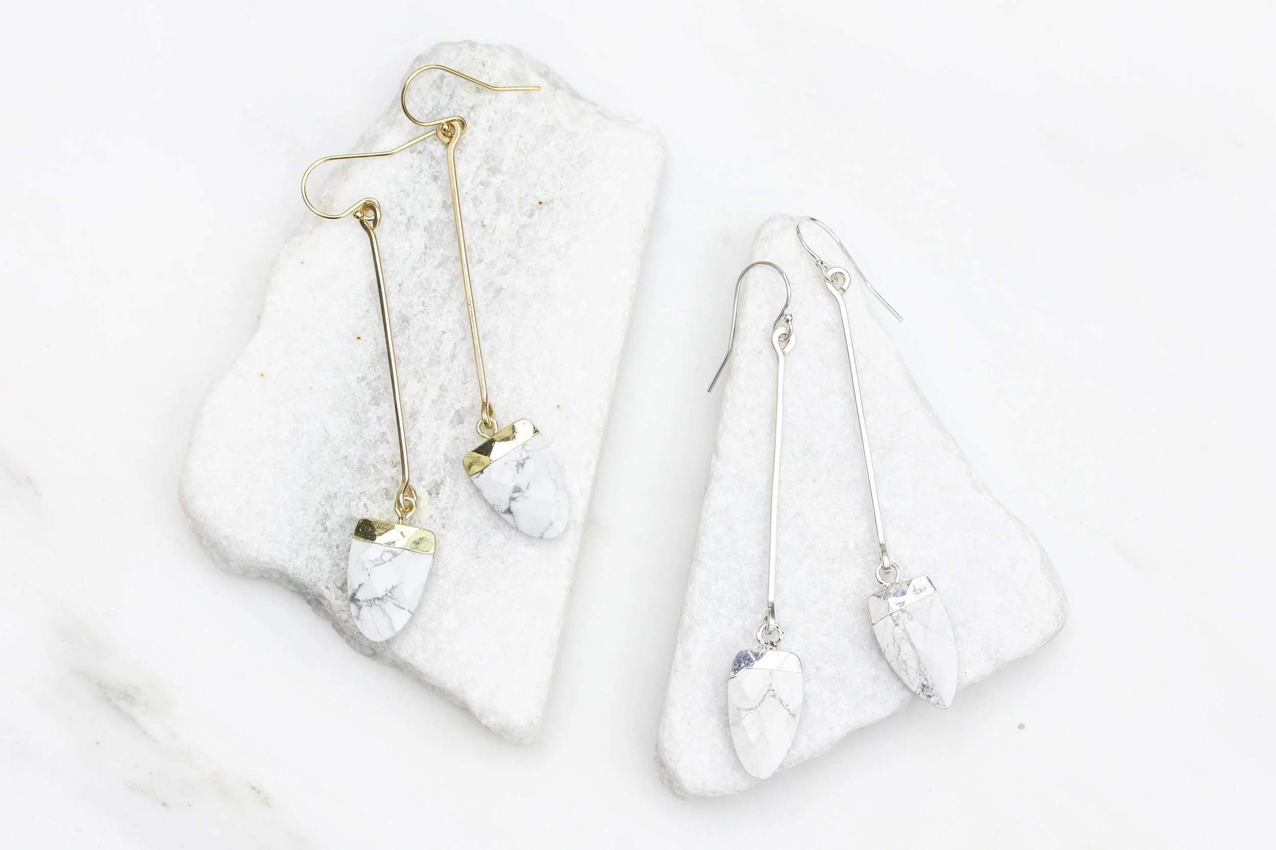 RB867_Howlite_3_27.jpg