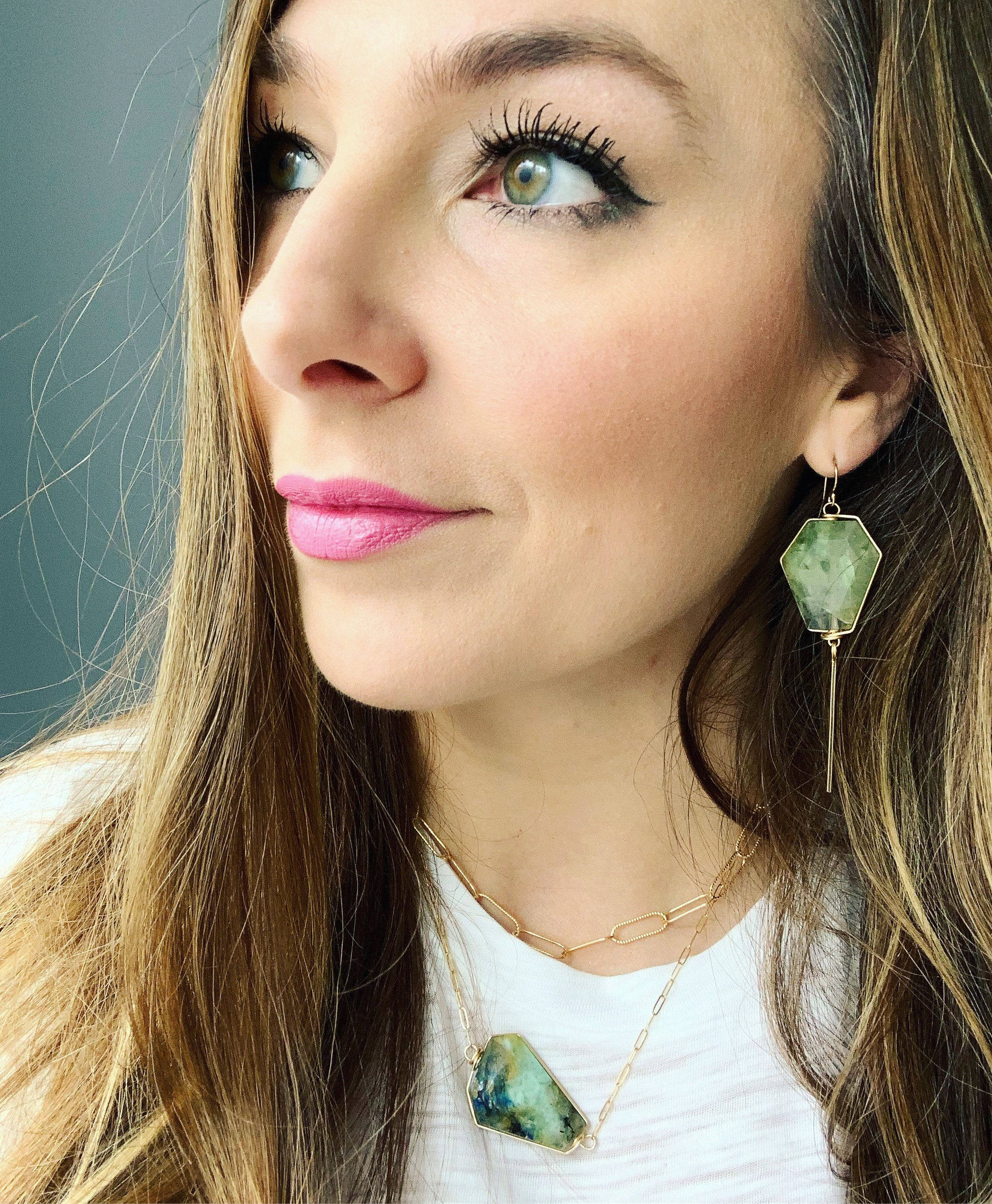 Chrysoprase healing modern jewelry