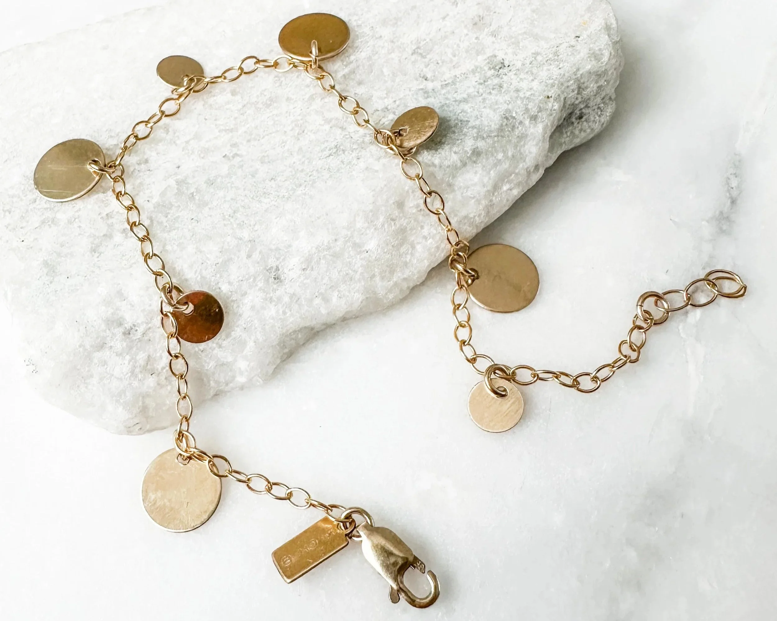 Gold jewelry for sensitive skin : What is gold filled?