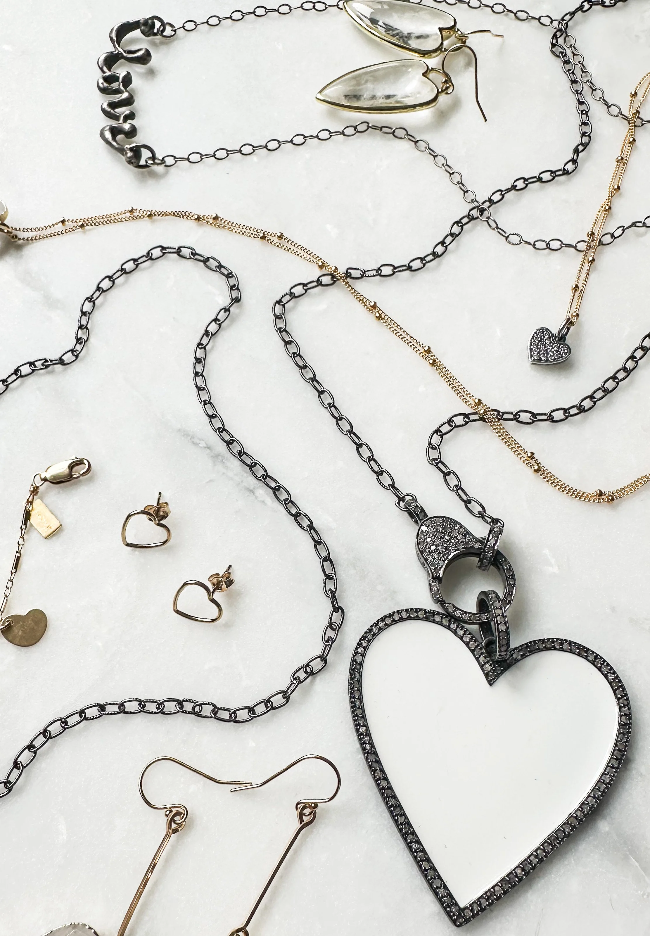 Valentine’s day diamonds jewelry