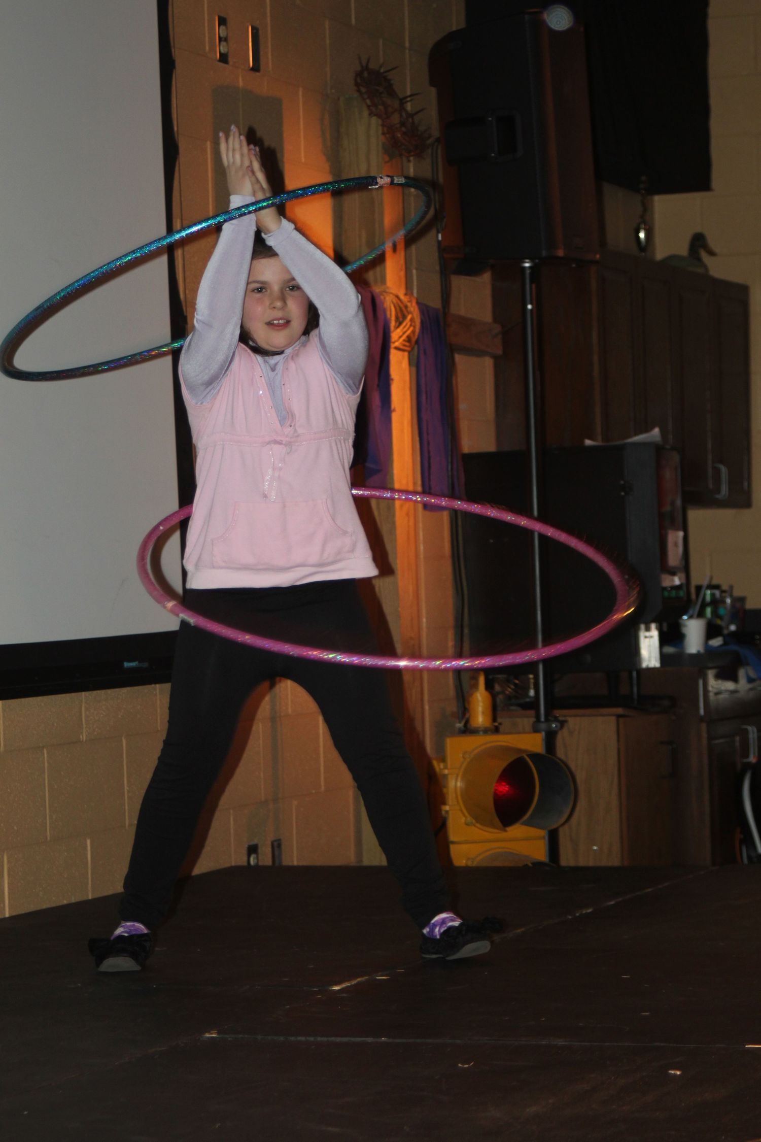 talent_4_Hula+hoop.jpg