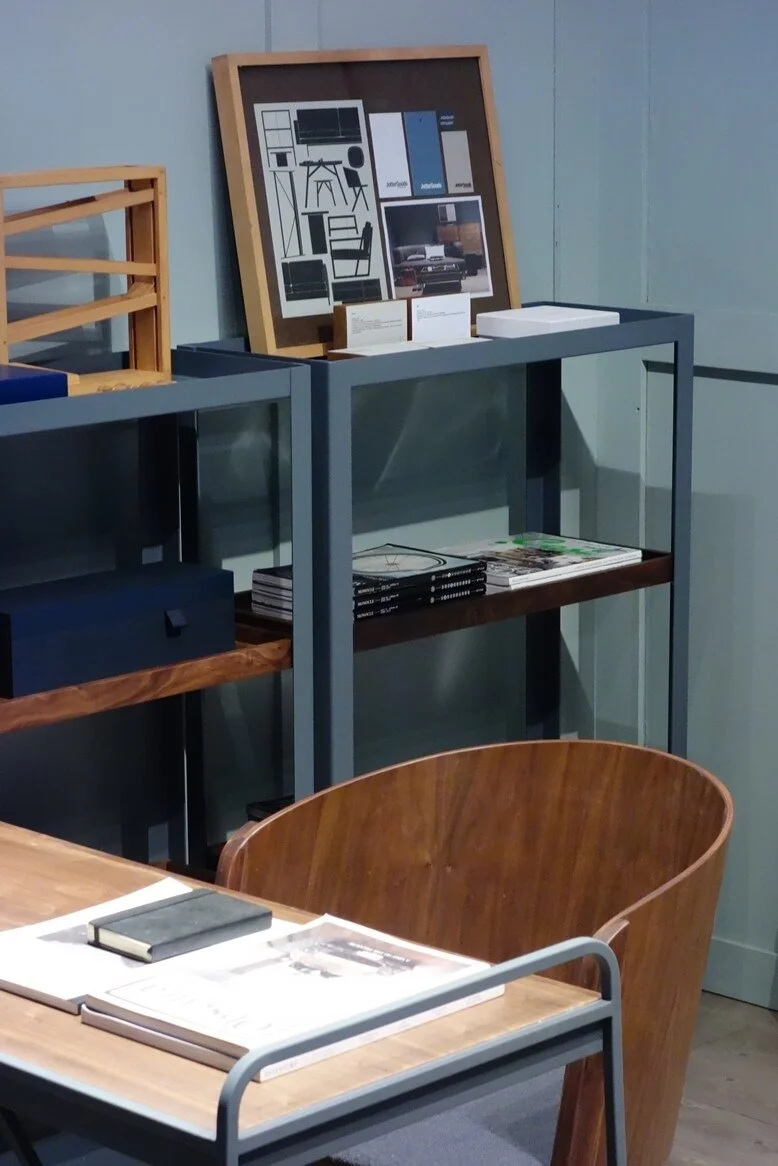 JTG-W001 Cargo Bookcase - 06.JPG