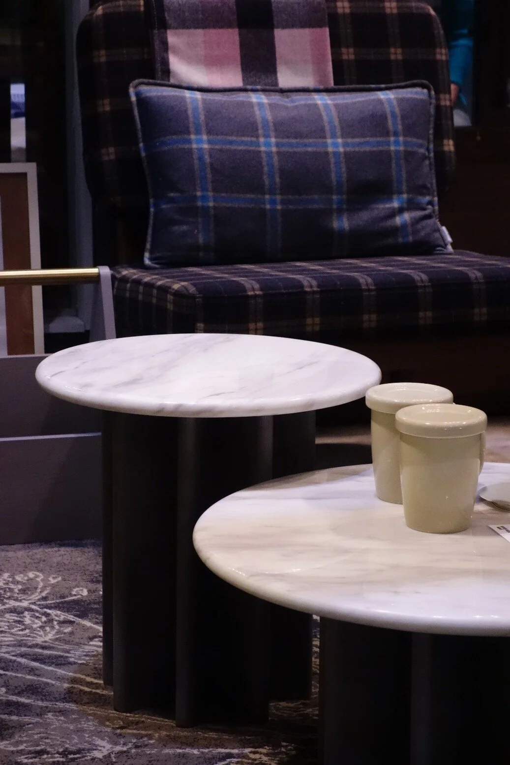 JTG-T016 Polar Coffee & End Table (5).JPG