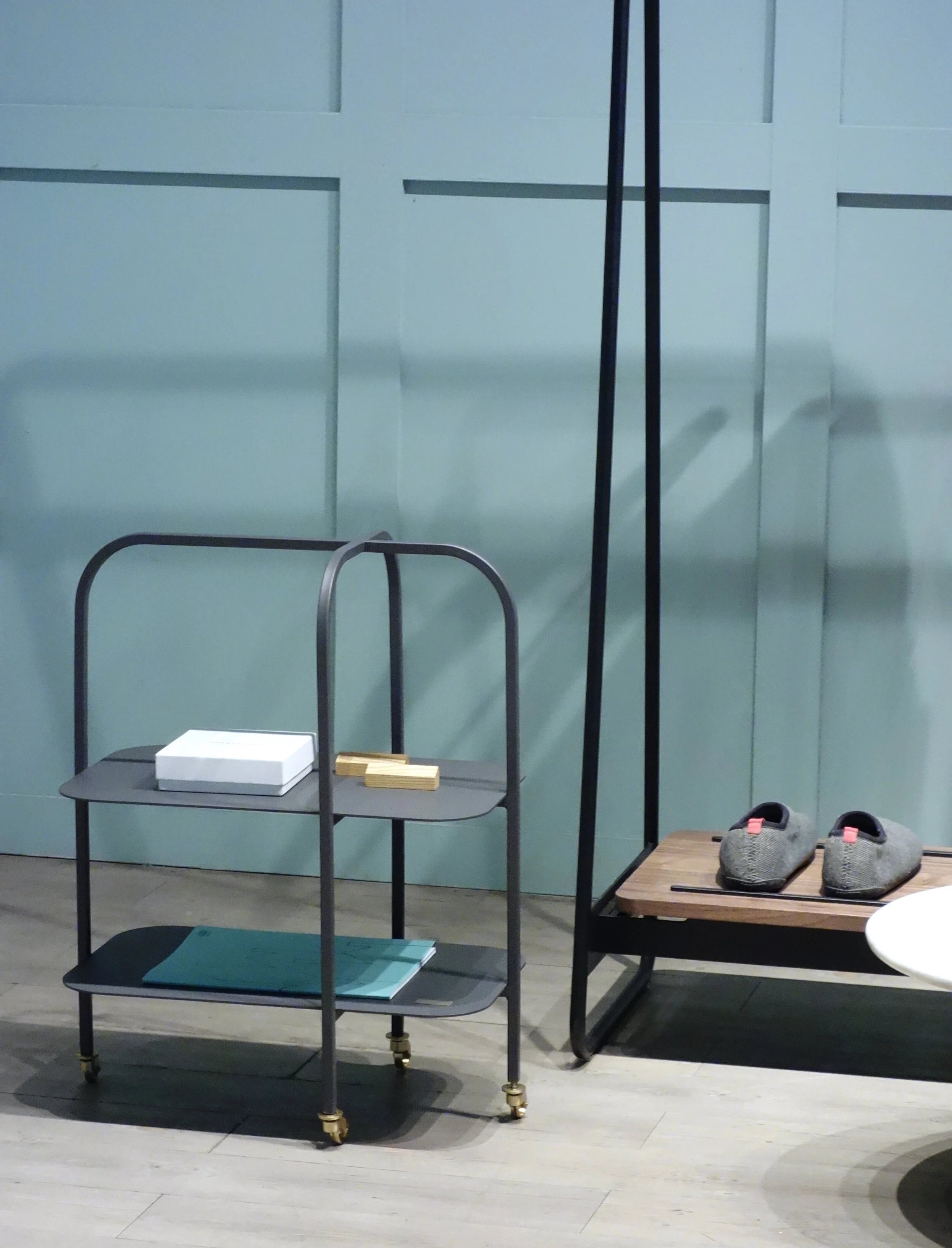 JTG-T017E Bell Side Table (1).JPG