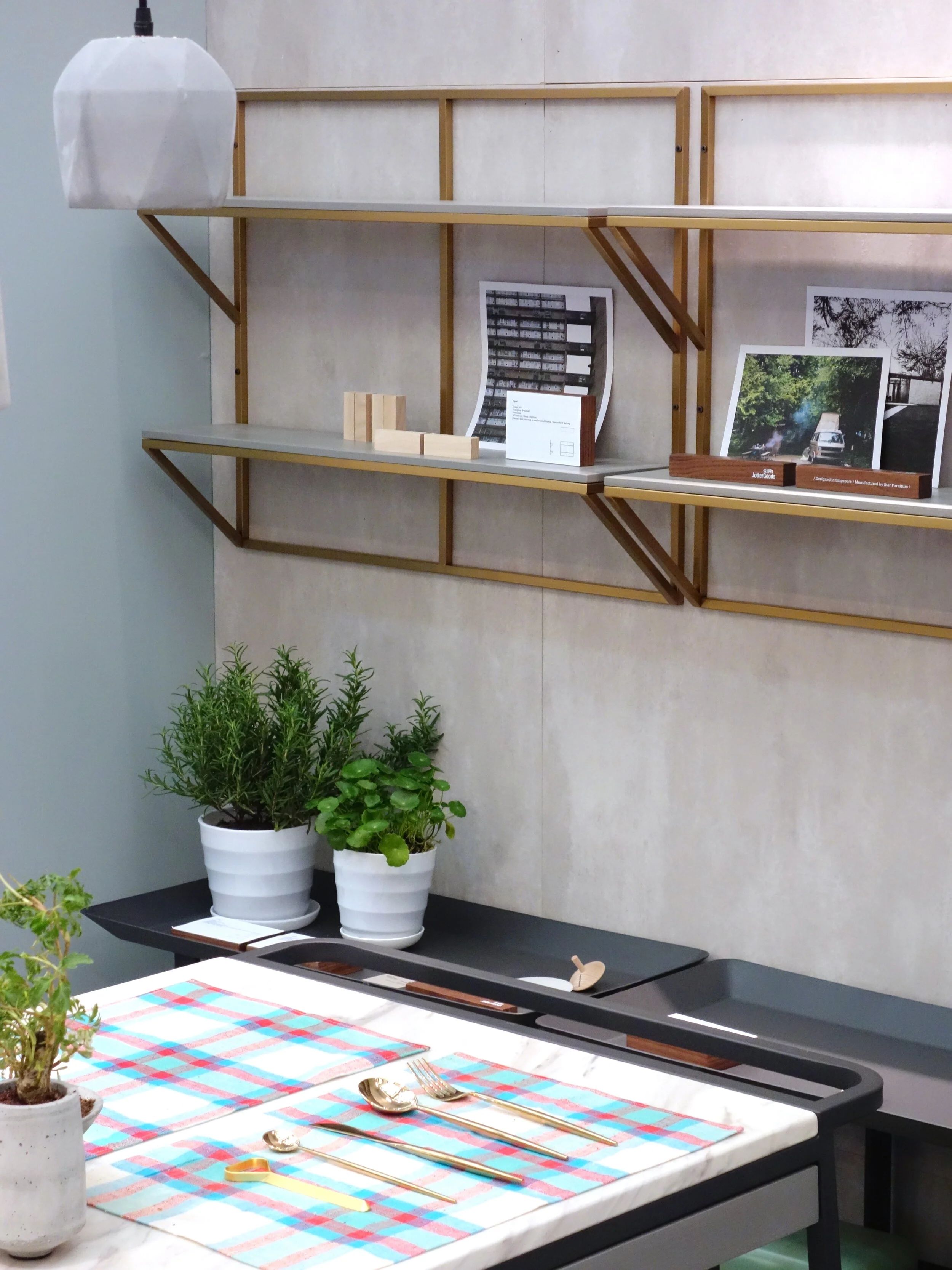 JTG-Q004 Equal Wall Shelf - 04.JPG