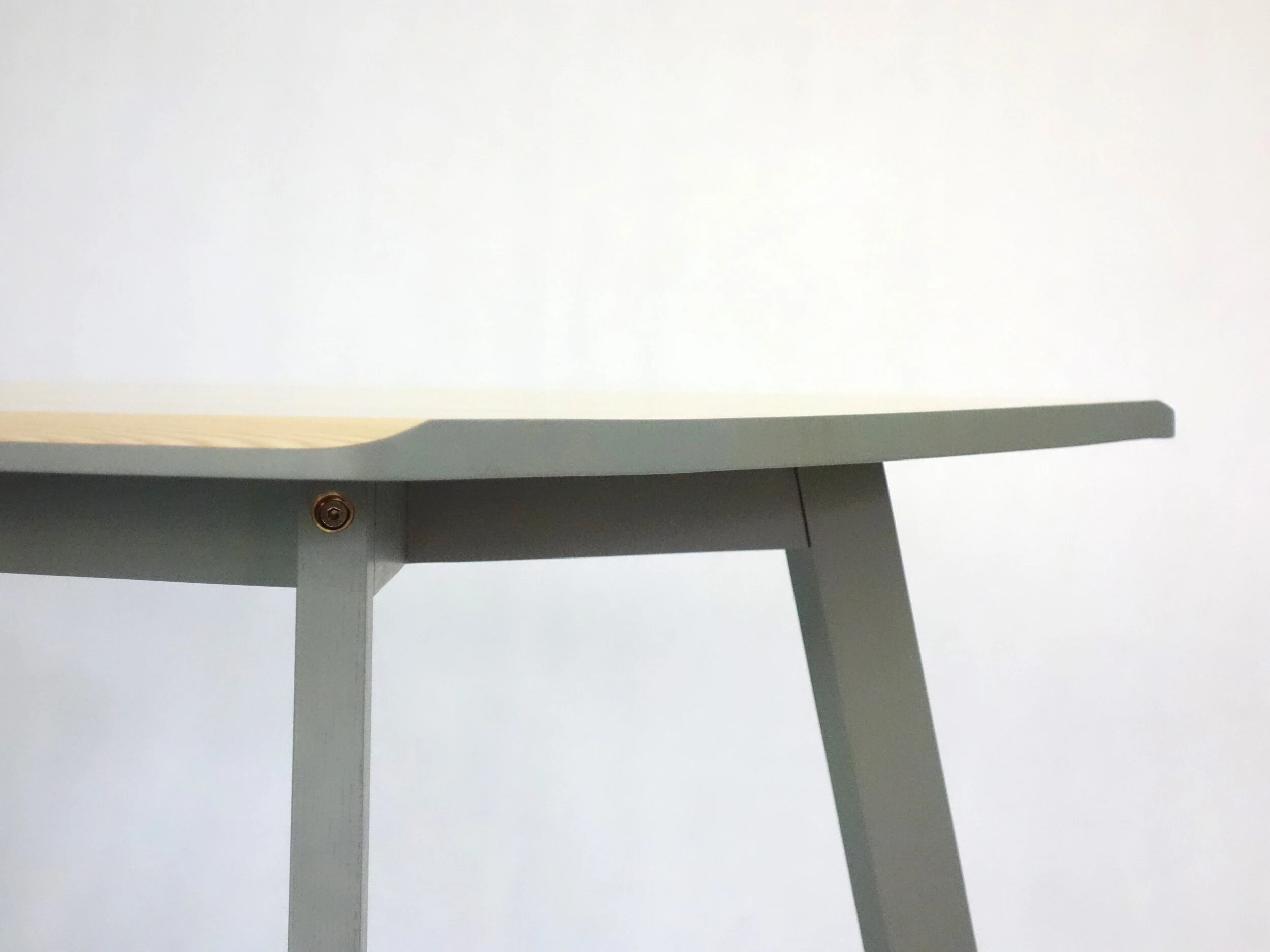 JTG-J007 Work Table (10).JPG