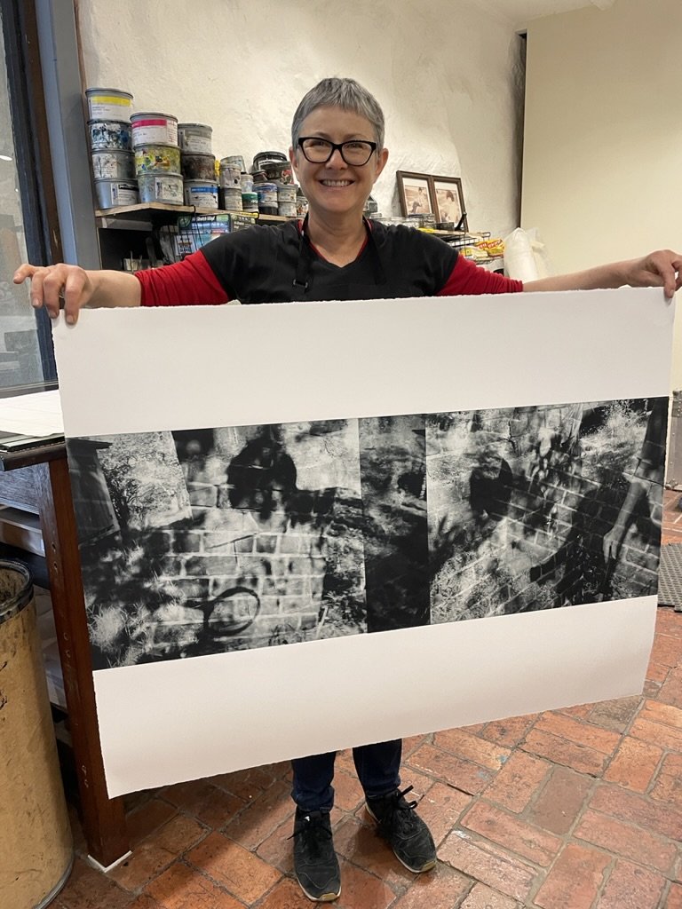 Vicky White at the 2023 advanced photogravure workshop