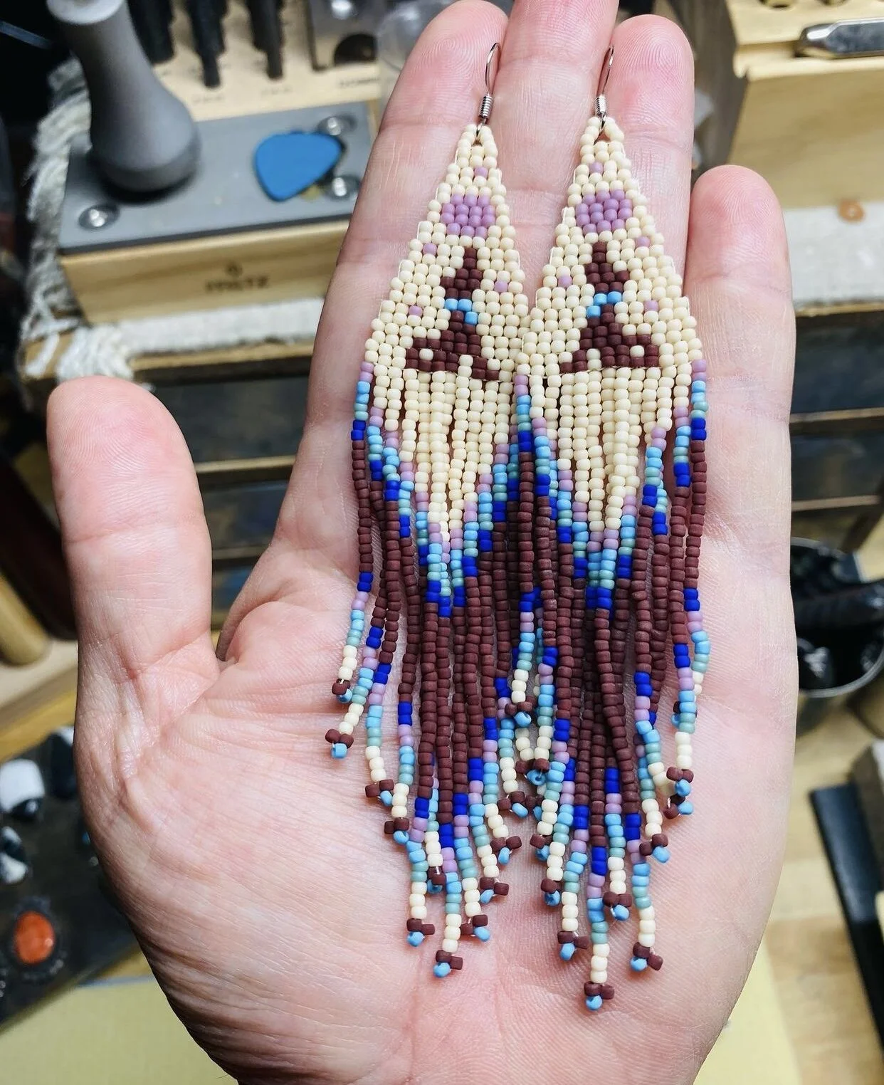 2ED47AA9-D832-4433-8561-7C0C4D66045F