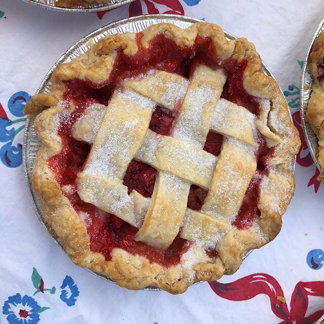 It&rsquo;s PIE DAY! Come get it while it lasts! #shopthestation #pie #vintage #vintageshop #vintagestyle #fleamarketstyle #antiques #antiqueshop #columbiafallsmt #glaciernationalpark #pieday