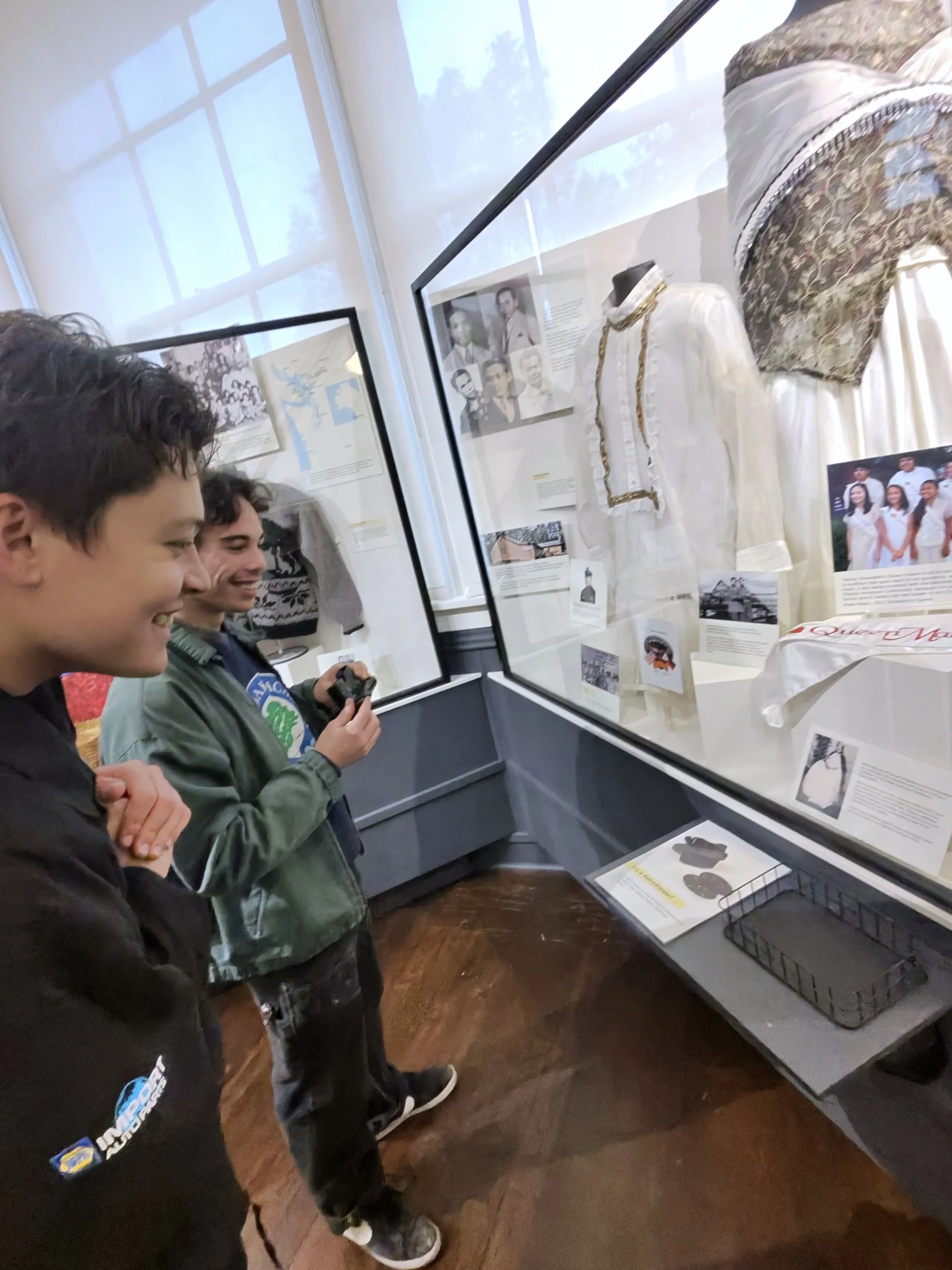 photo-116_singular_display_fullPicture 2.jpg