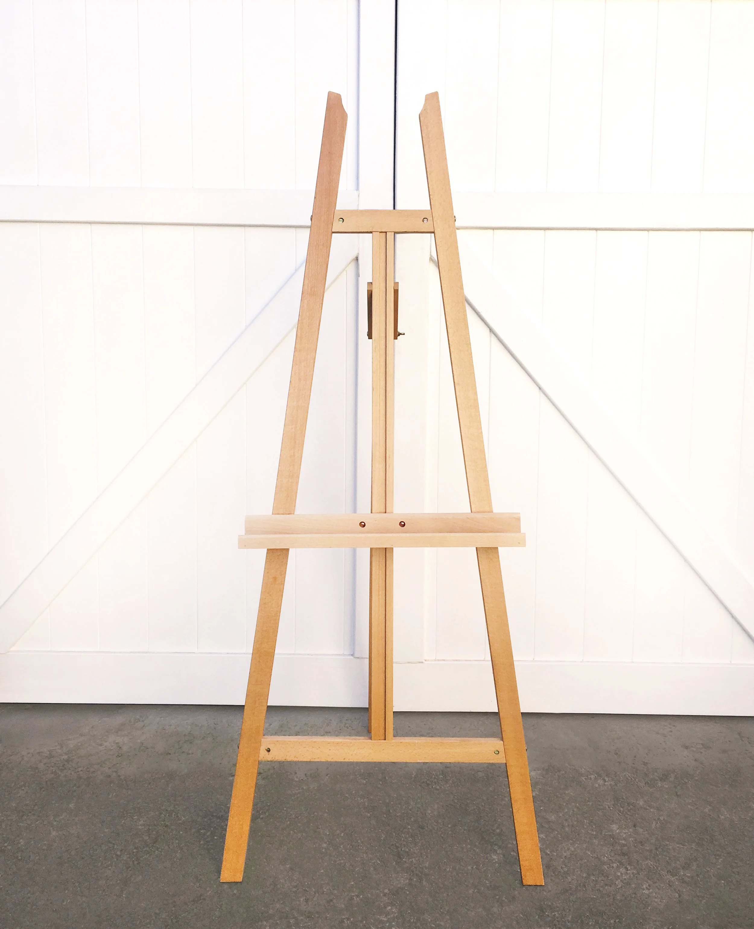 wooden-easel.jpg