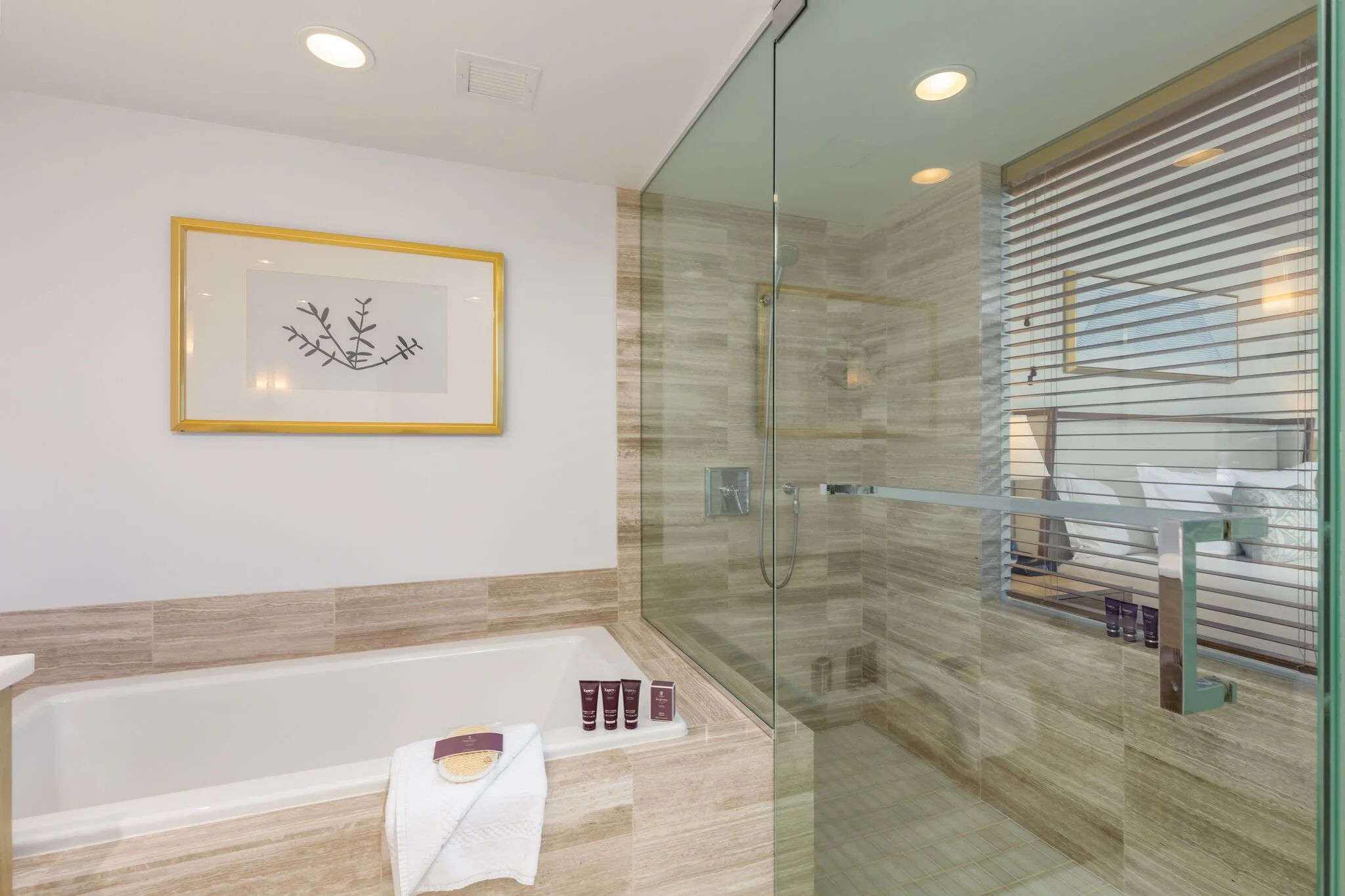 383 Kalaimoku St #2205, Honolulu_12_preview.jpeg