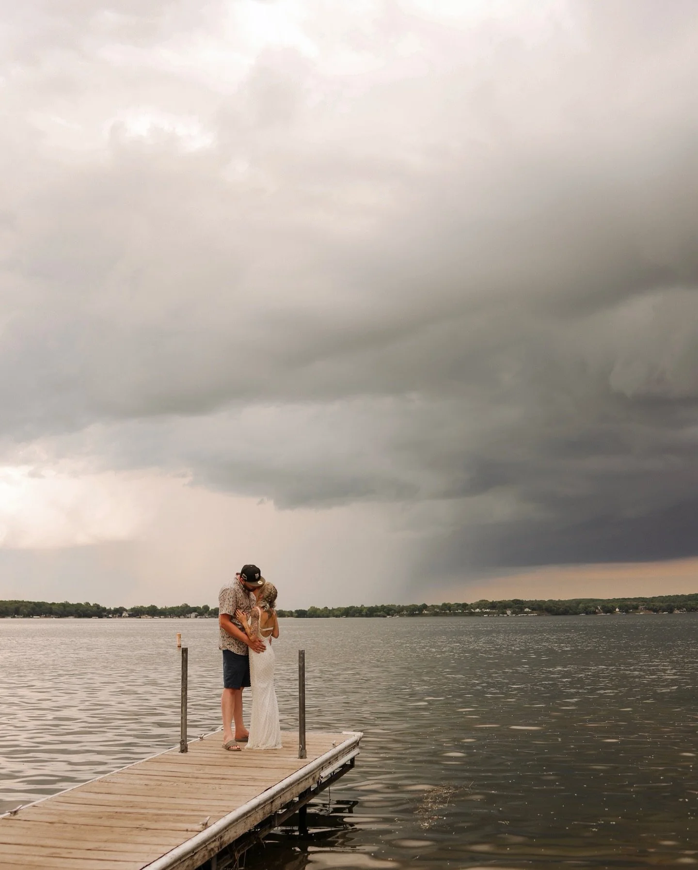an extra special wedding day&hellip; my brother is MARRIED!💛

#weddingphotographer #mnweddingphotographer #minnesotaweddingphotographer