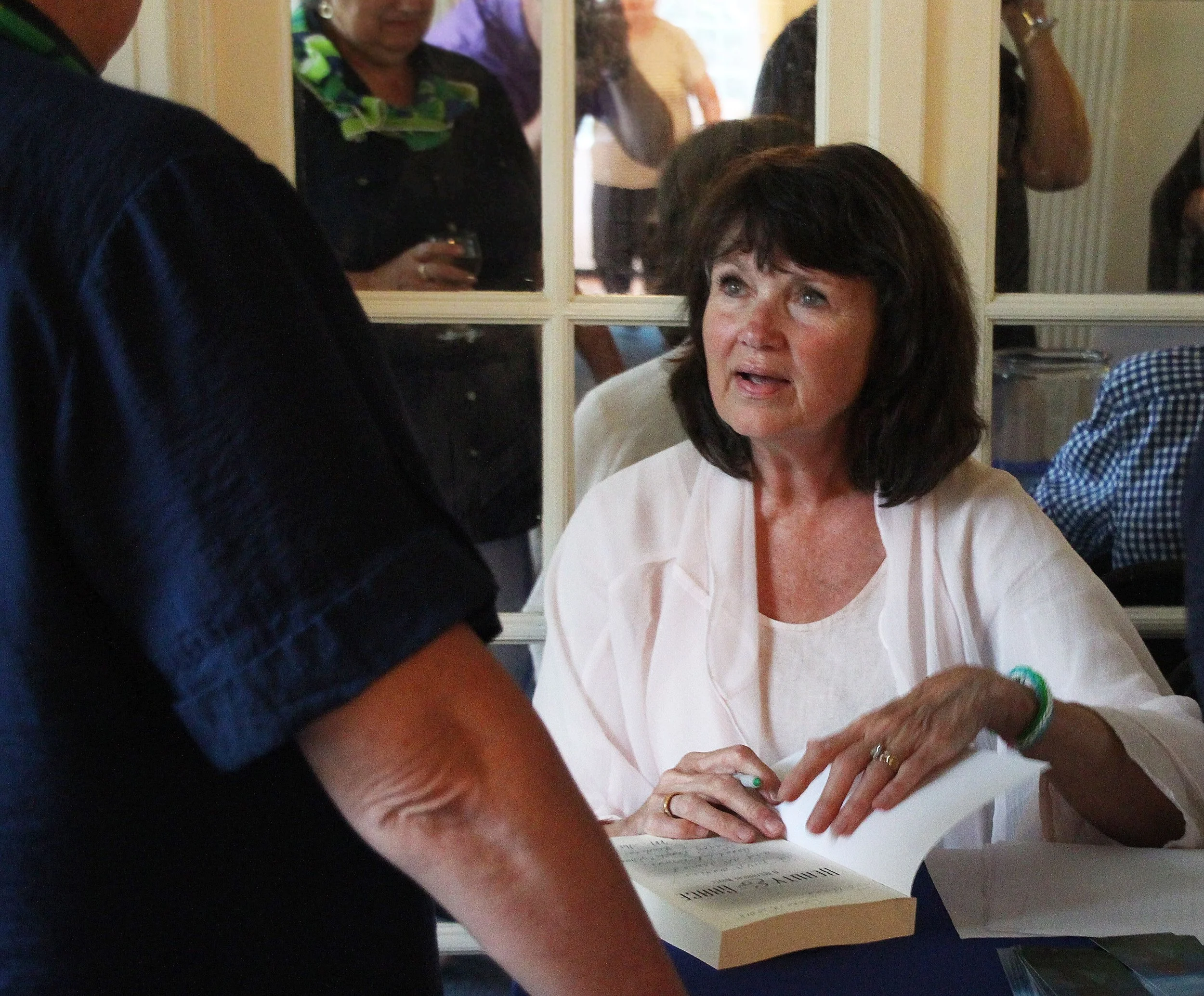 #2 Signing and talking.jpeg