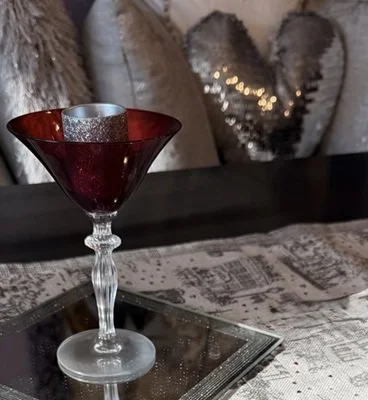 Wine Glass Table 3 400.jpg