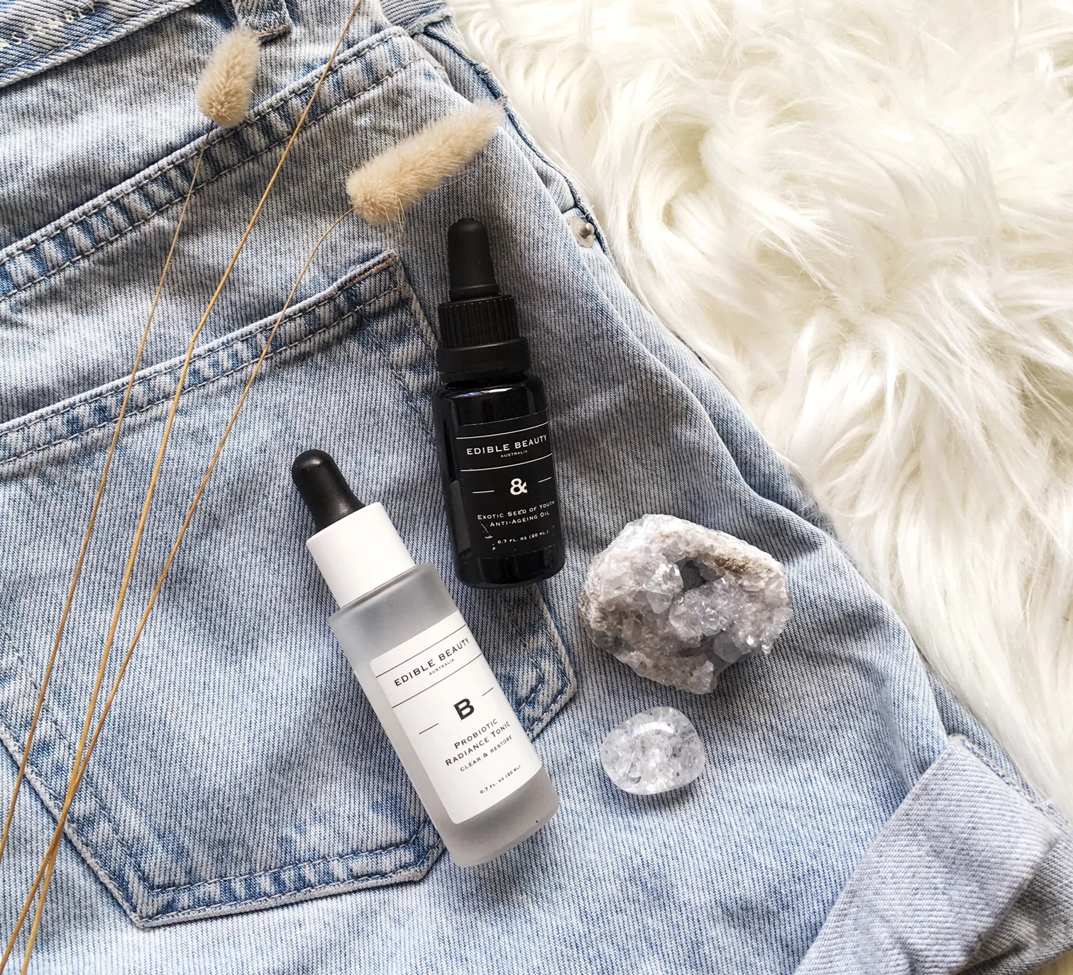Edible-Beauty-Flatlay-Light-of-Leni.jpg