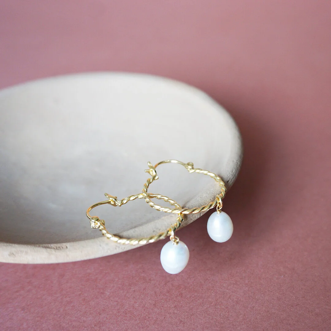 pearl-hoop-09.jpg